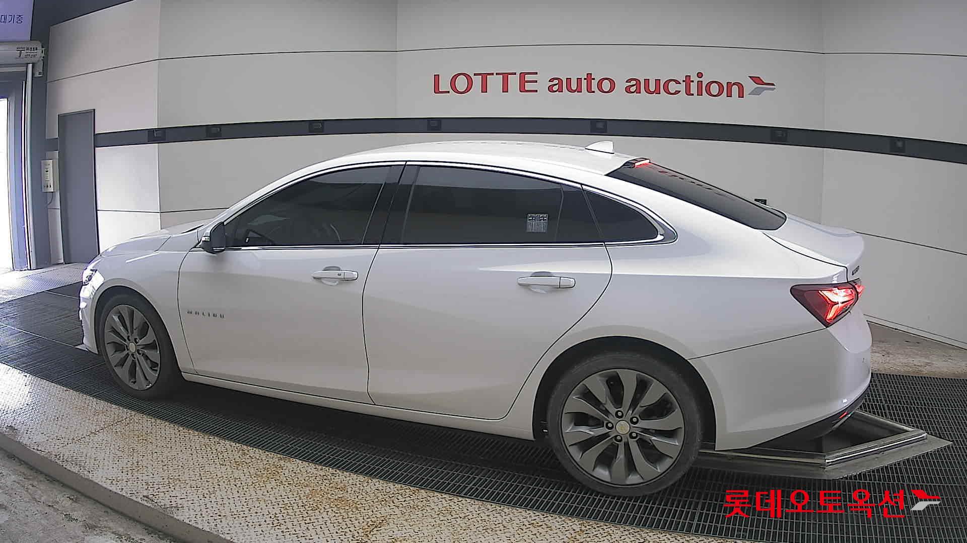 2021 - chevrolet malibu