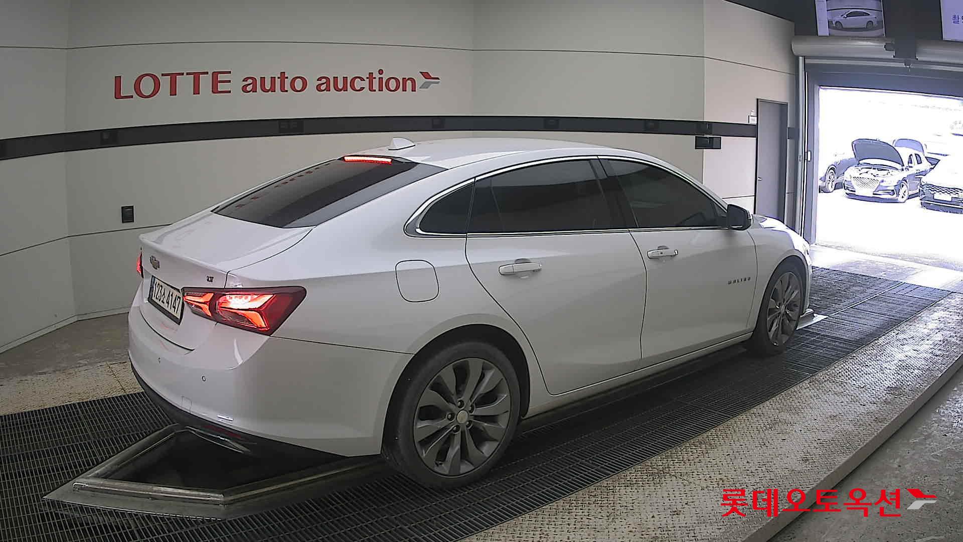 2021 - chevrolet malibu
