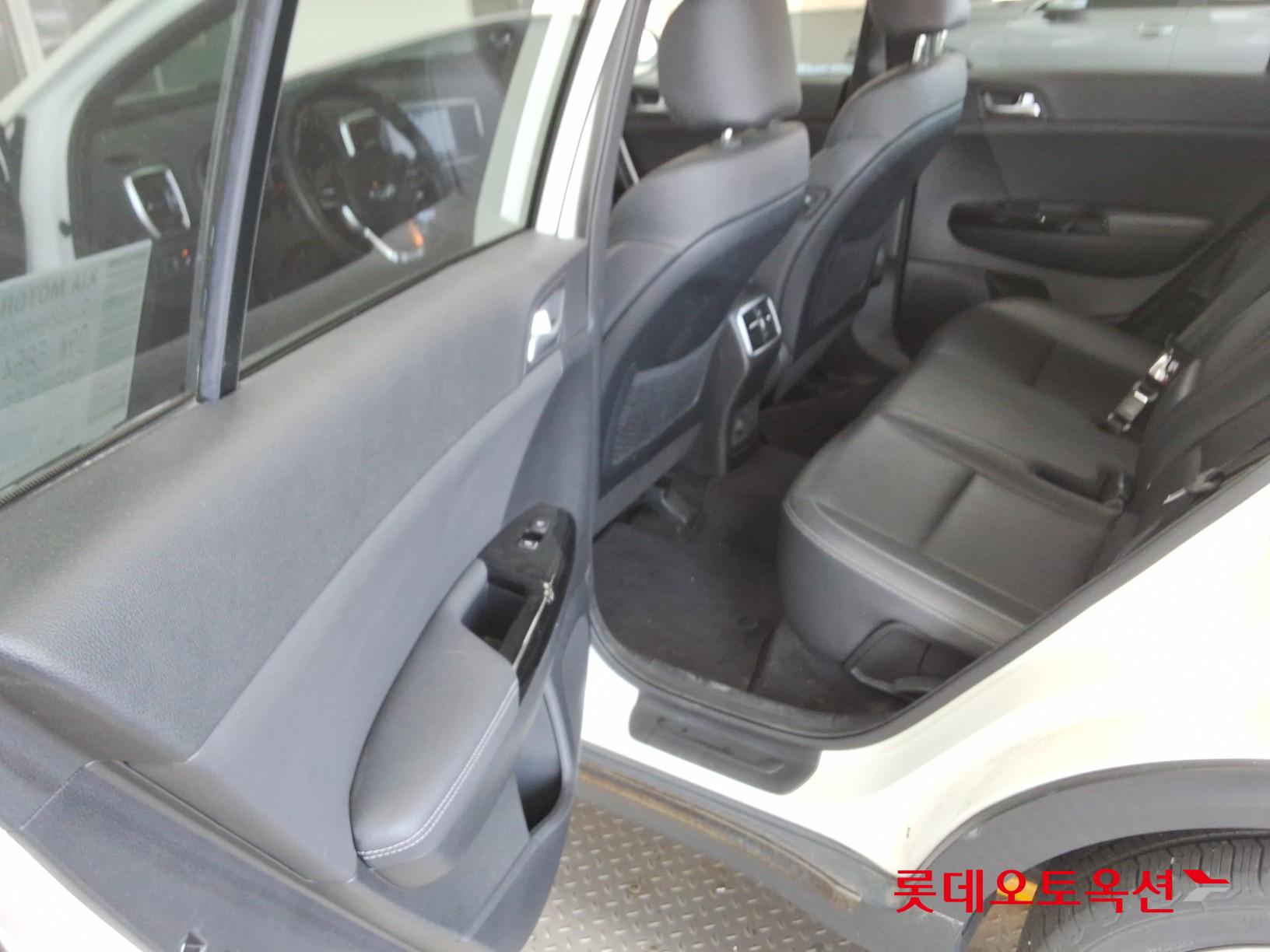 2019 - kia sportage