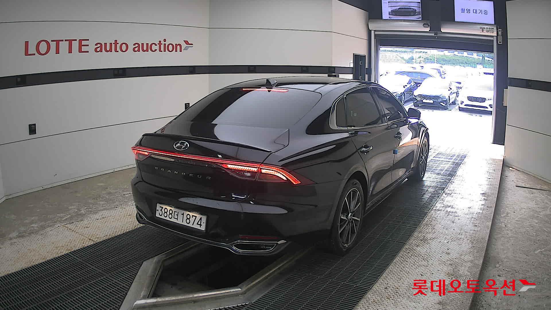 2022 - hyundai grandeur