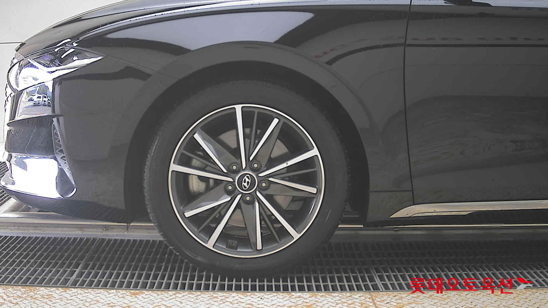 2022 - hyundai grandeur