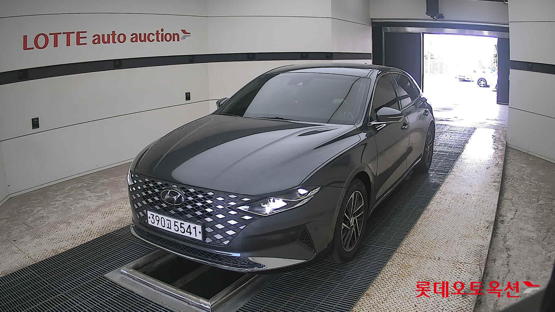 2020 - hyundai grandeur