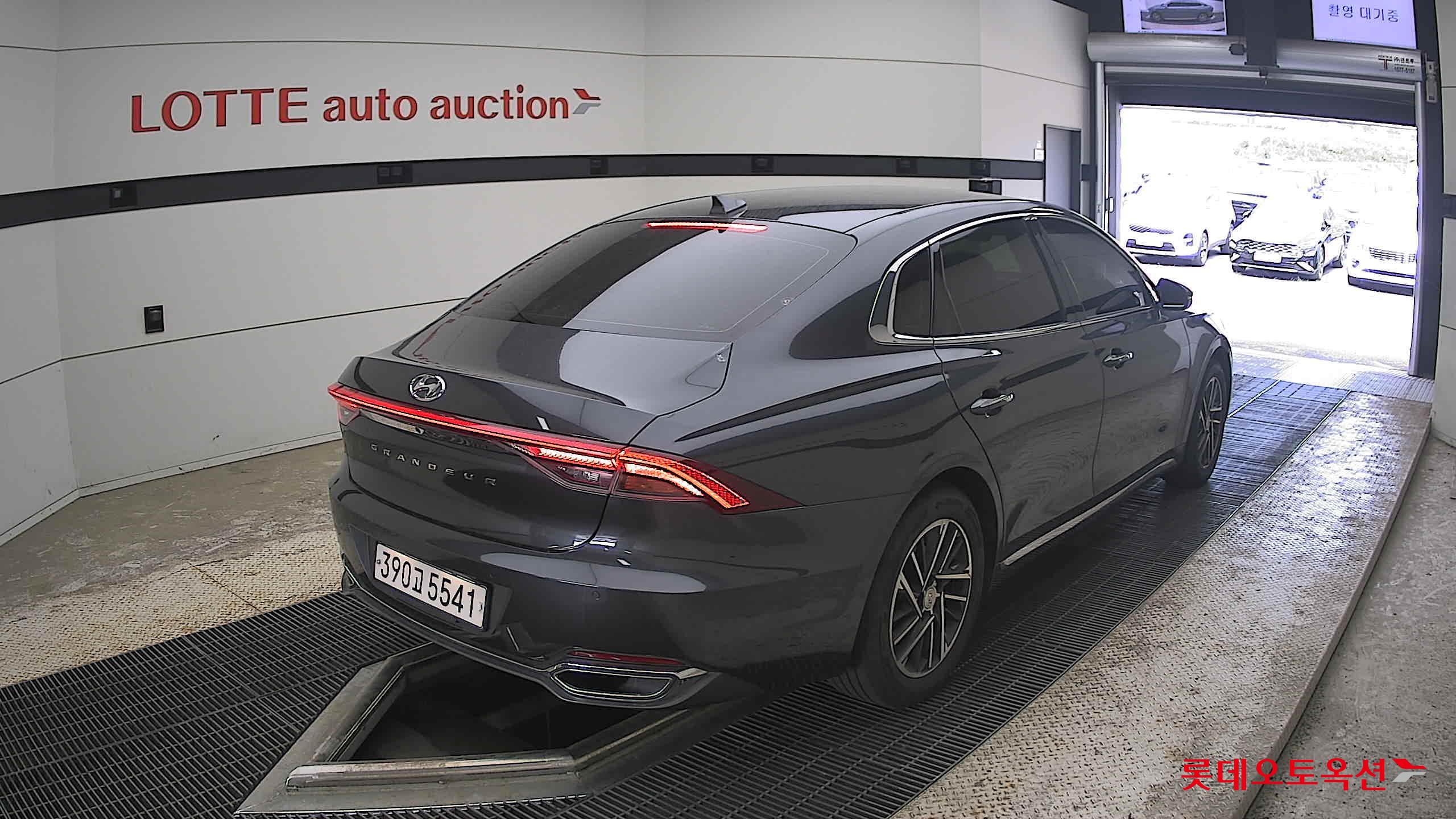 2020 - hyundai grandeur
