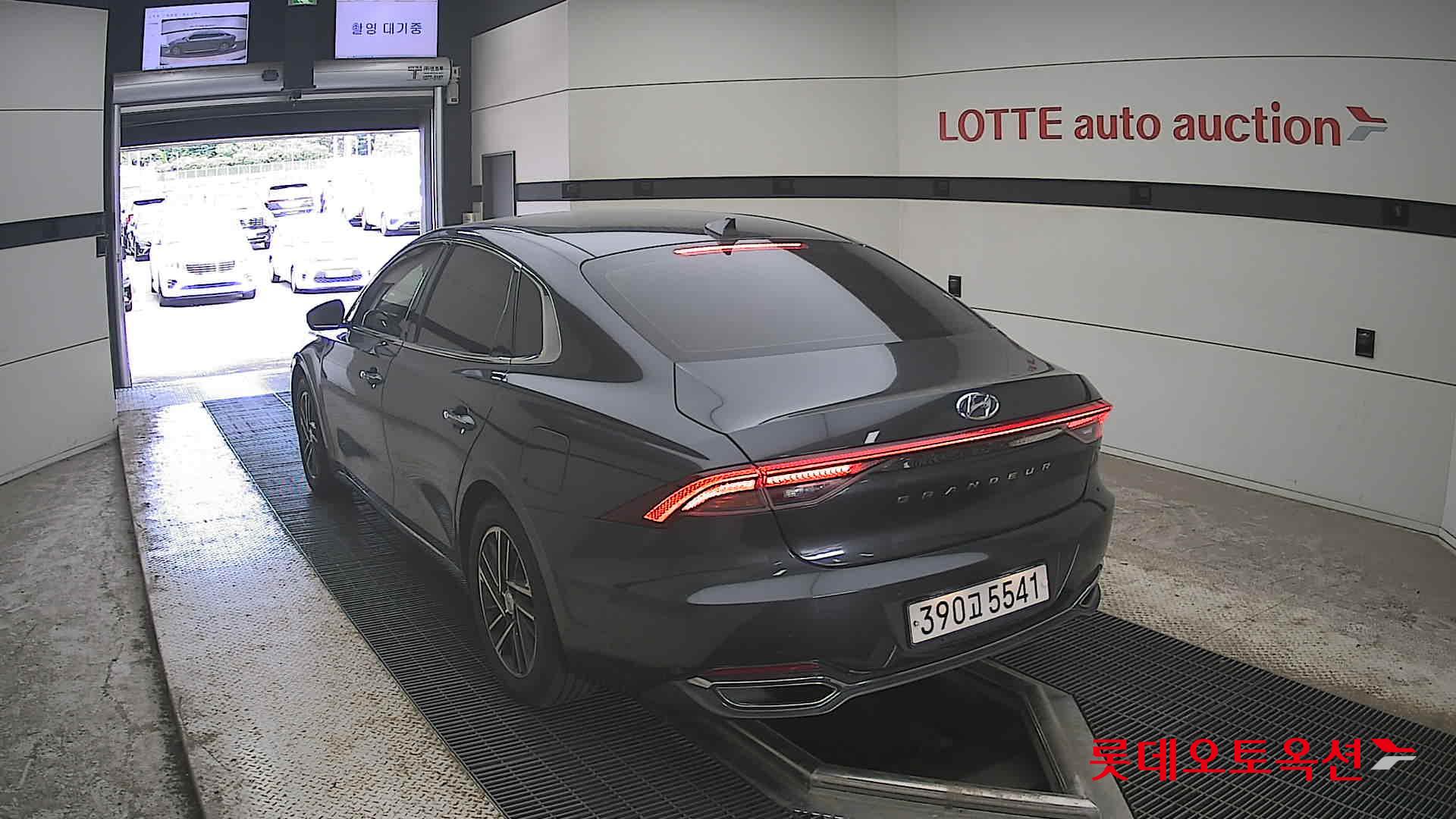 2020 - hyundai grandeur