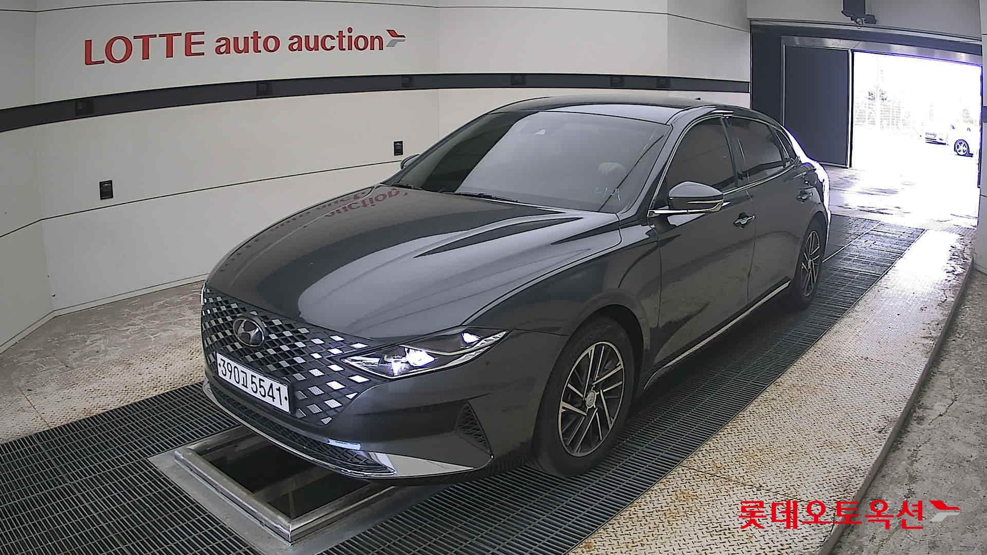 2020 - hyundai grandeur