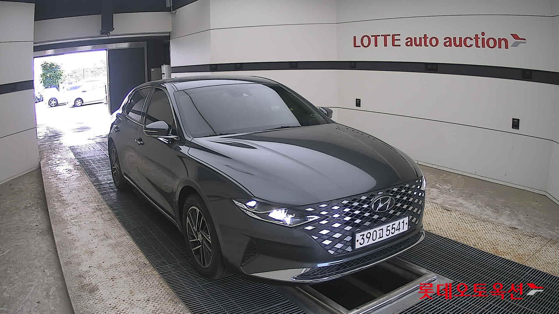 2020 - hyundai grandeur