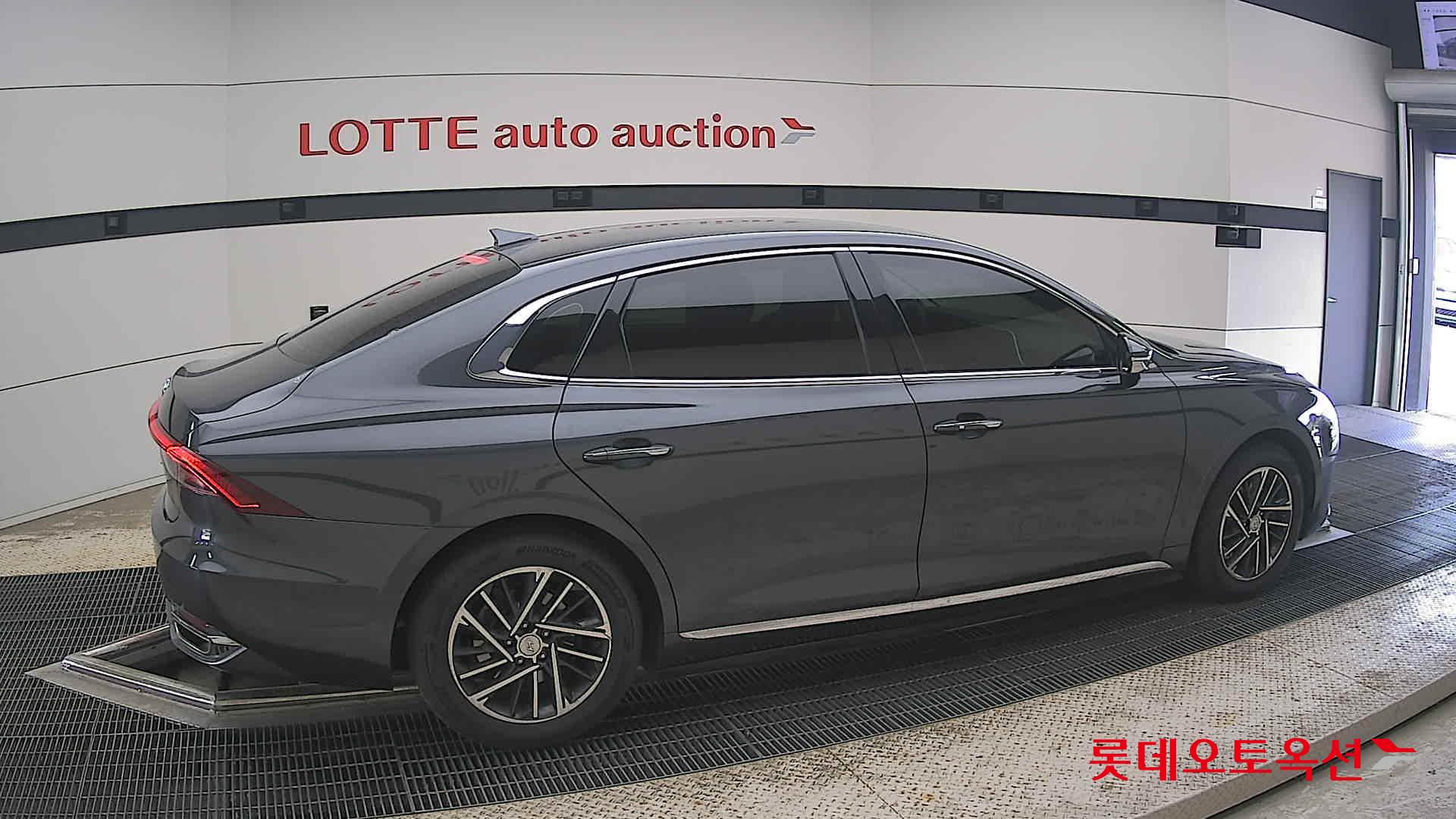 2020 - hyundai grandeur