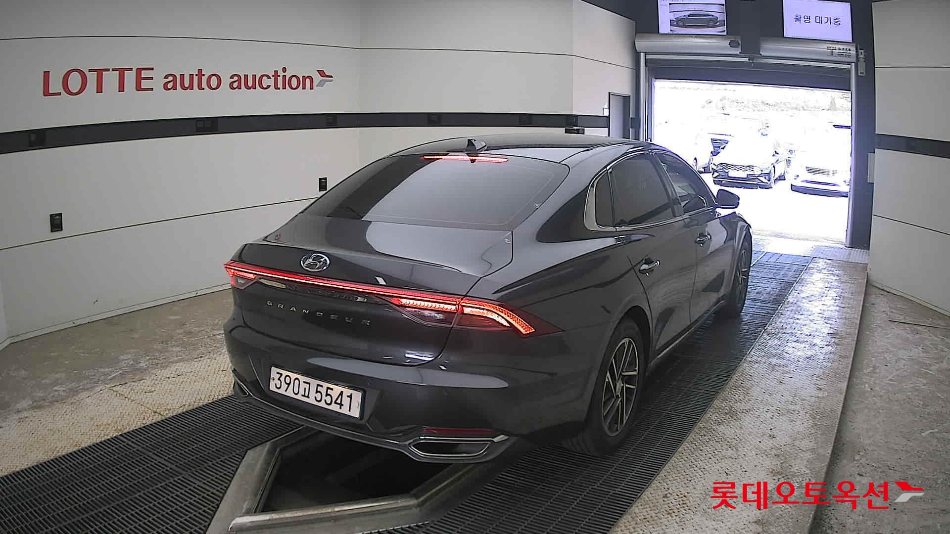 2020 - hyundai grandeur