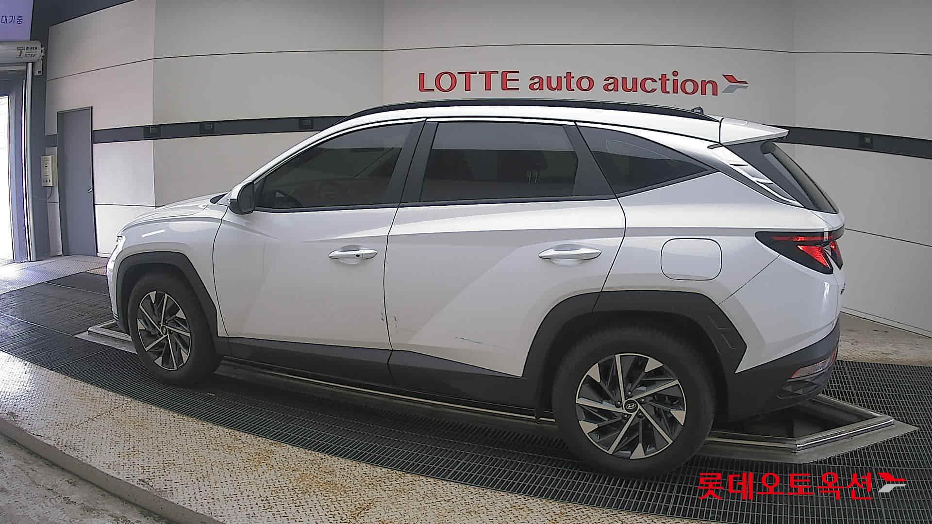 2021 - hyundai tucson