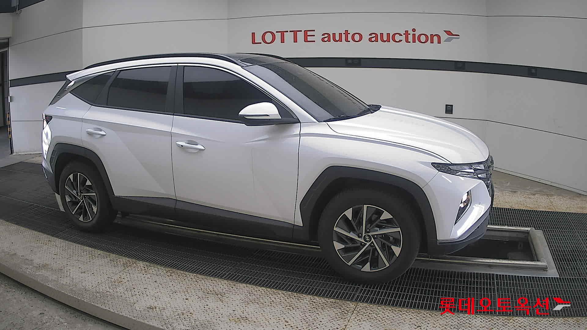 2021 - hyundai tucson