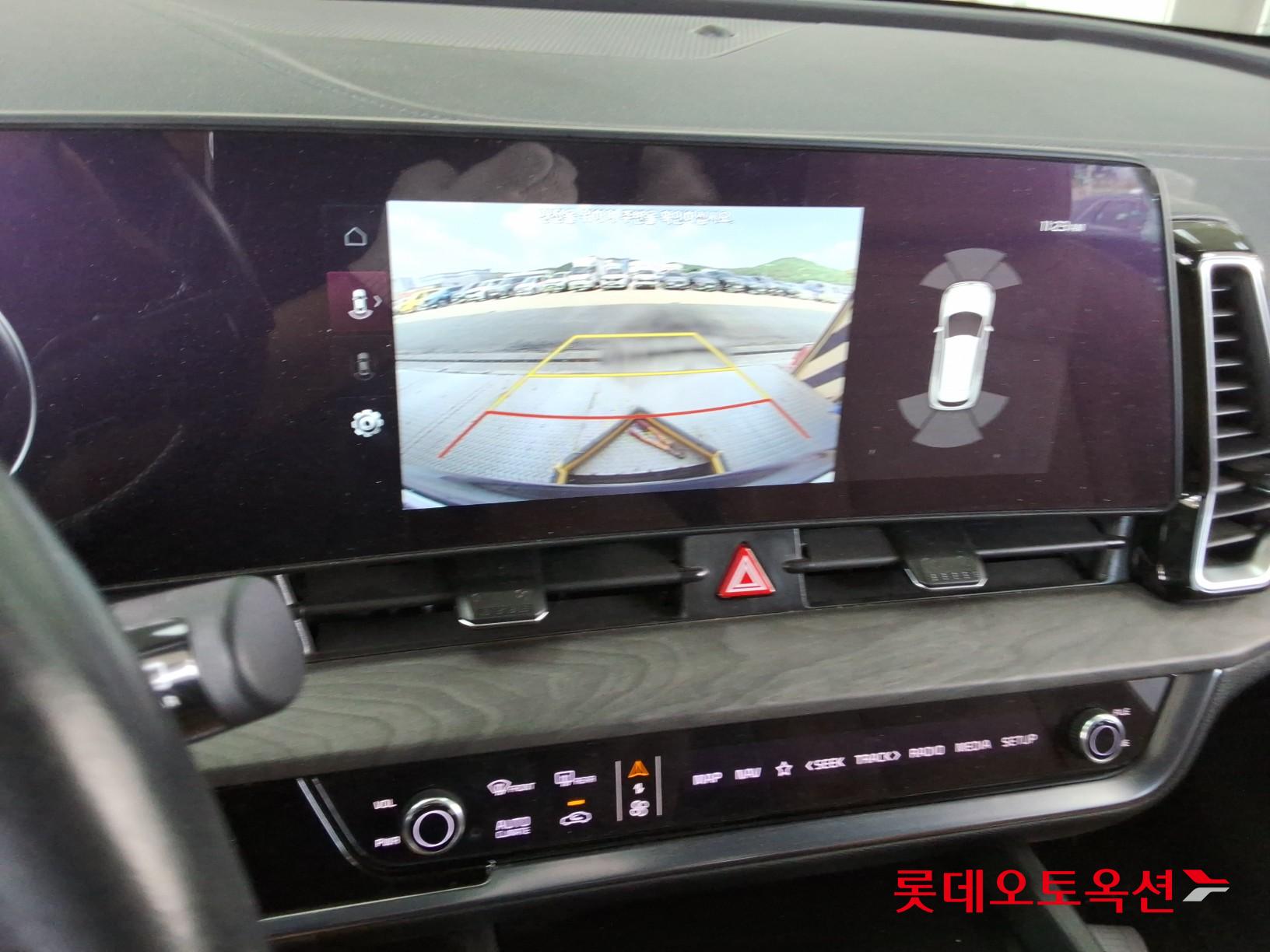 2023 - kia sportage