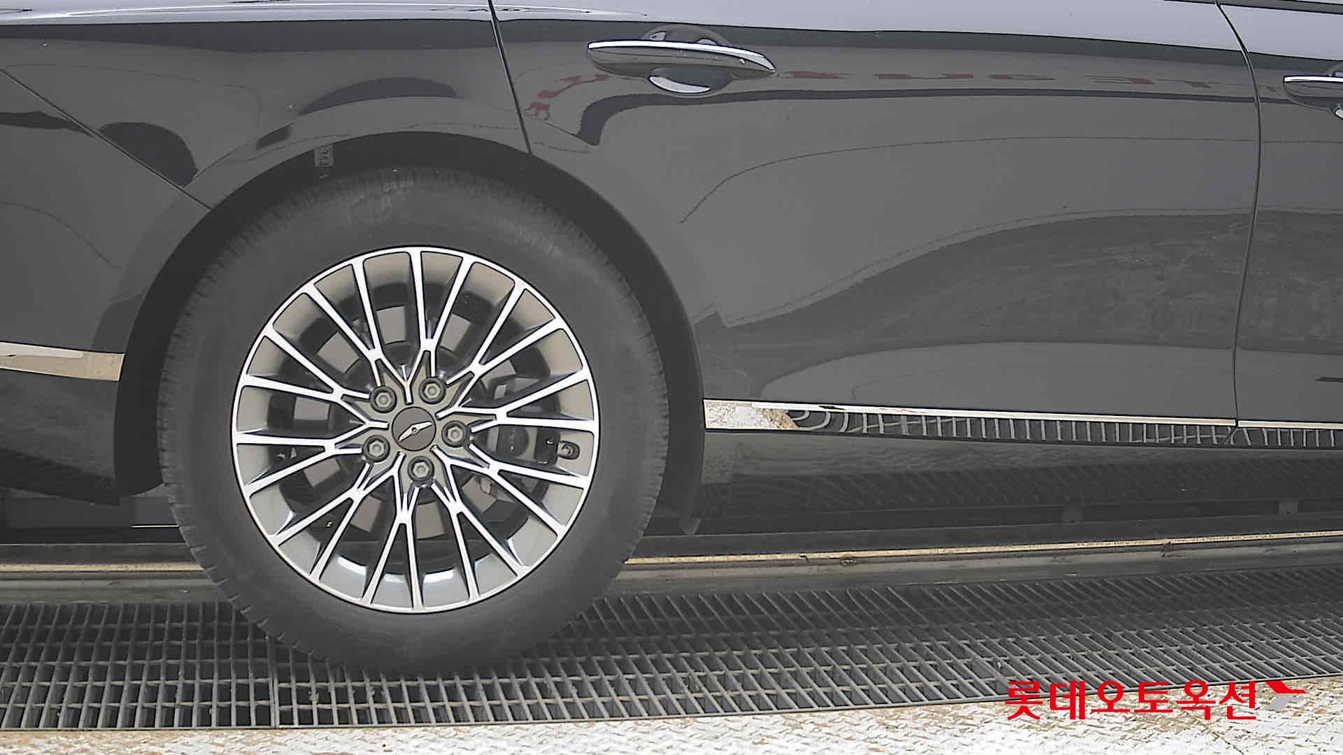 2023 - genesis g80