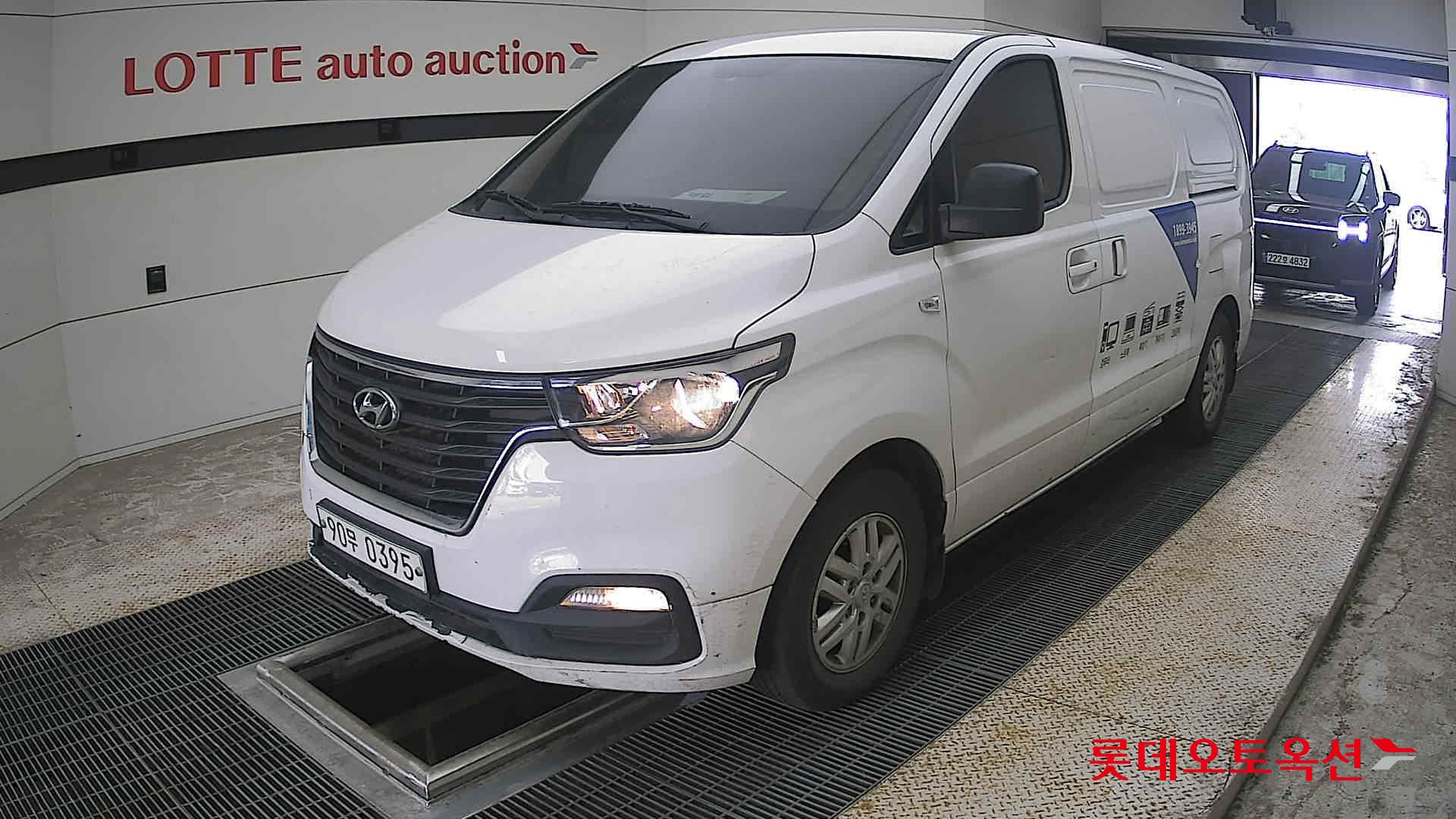 2019 - hyundai grand starex