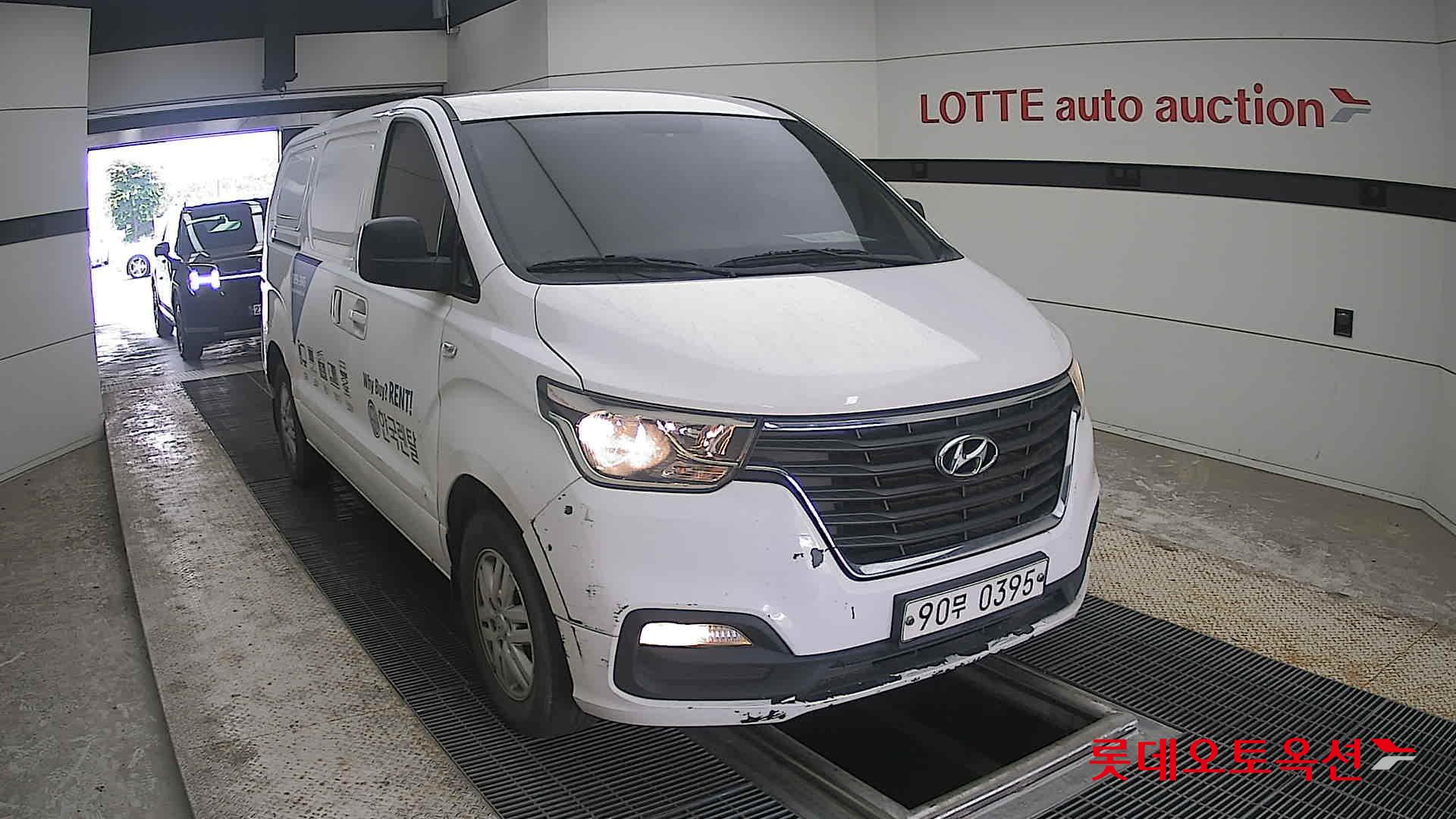 2019 - hyundai grand starex