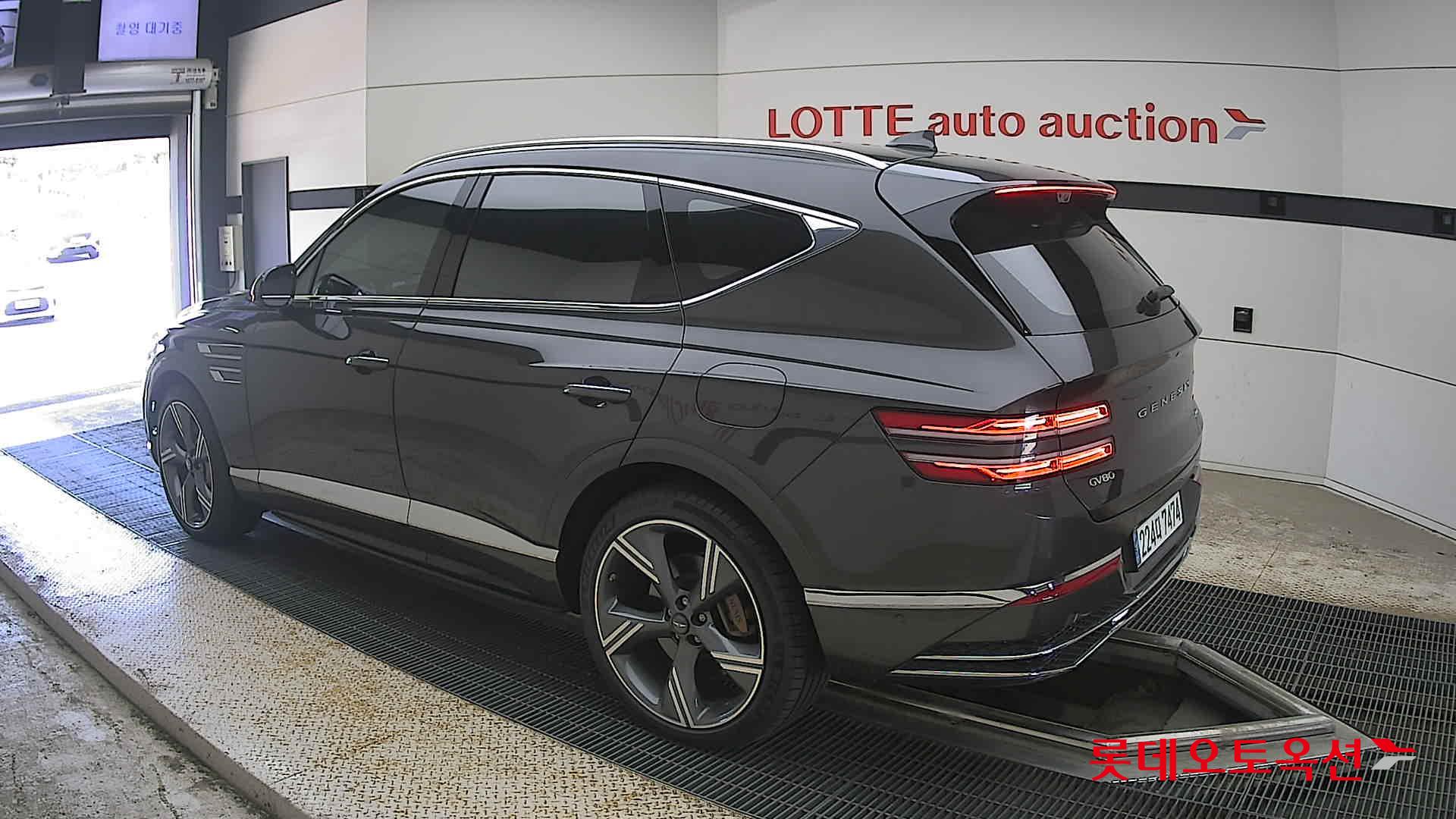 2024 - genesis gv80