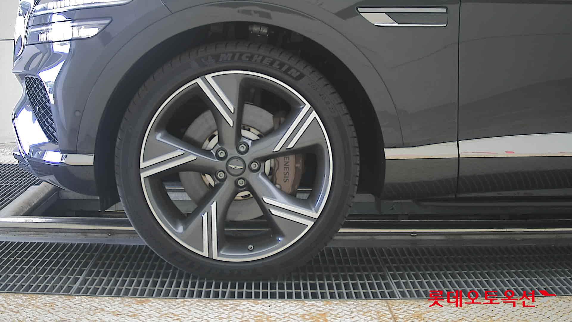 2024 - genesis gv80
