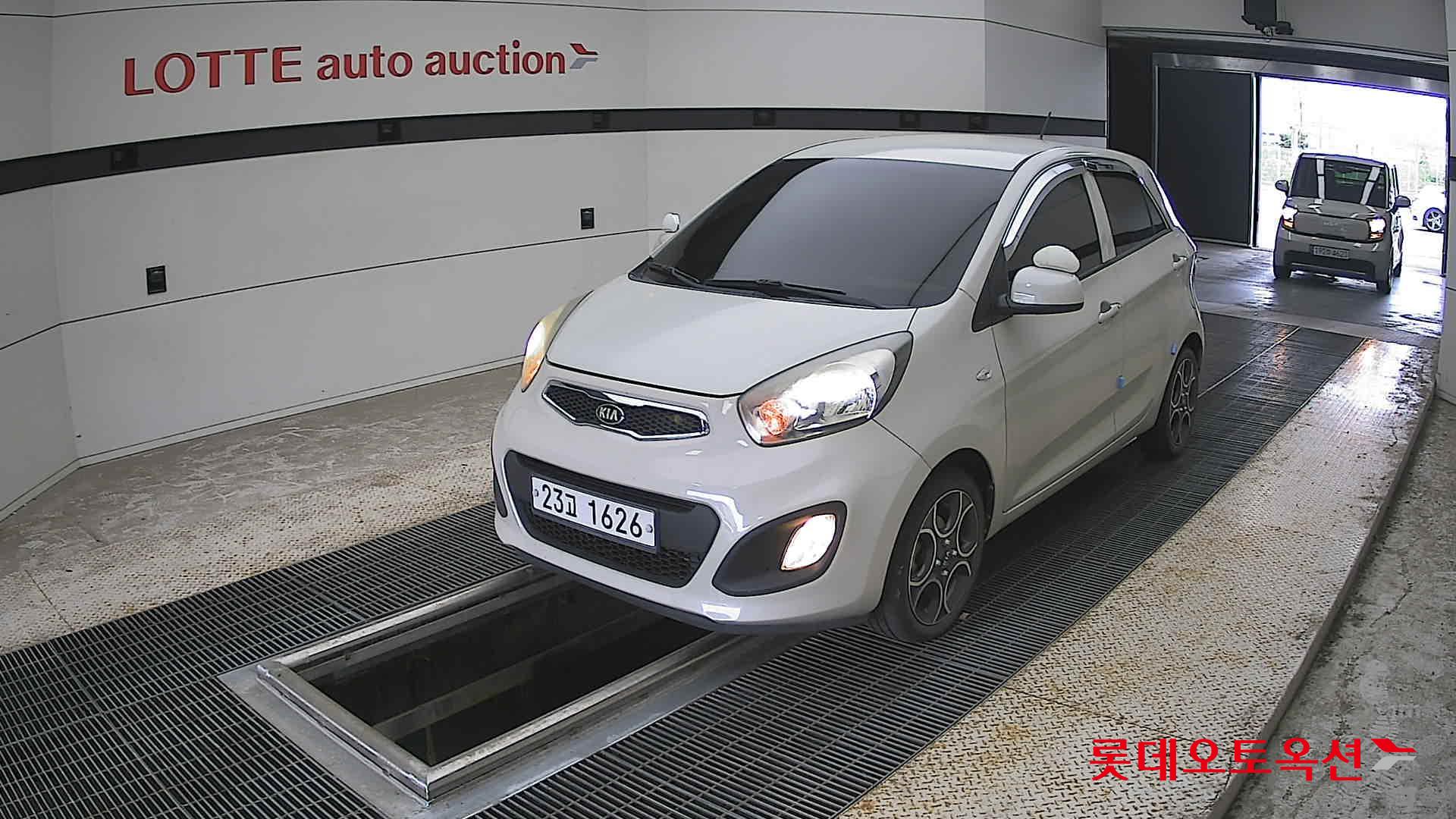 2012 - kia morning