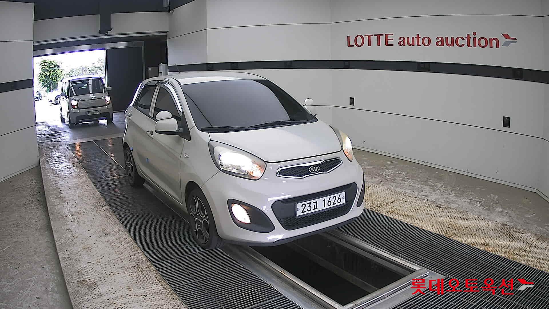 2012 - kia morning