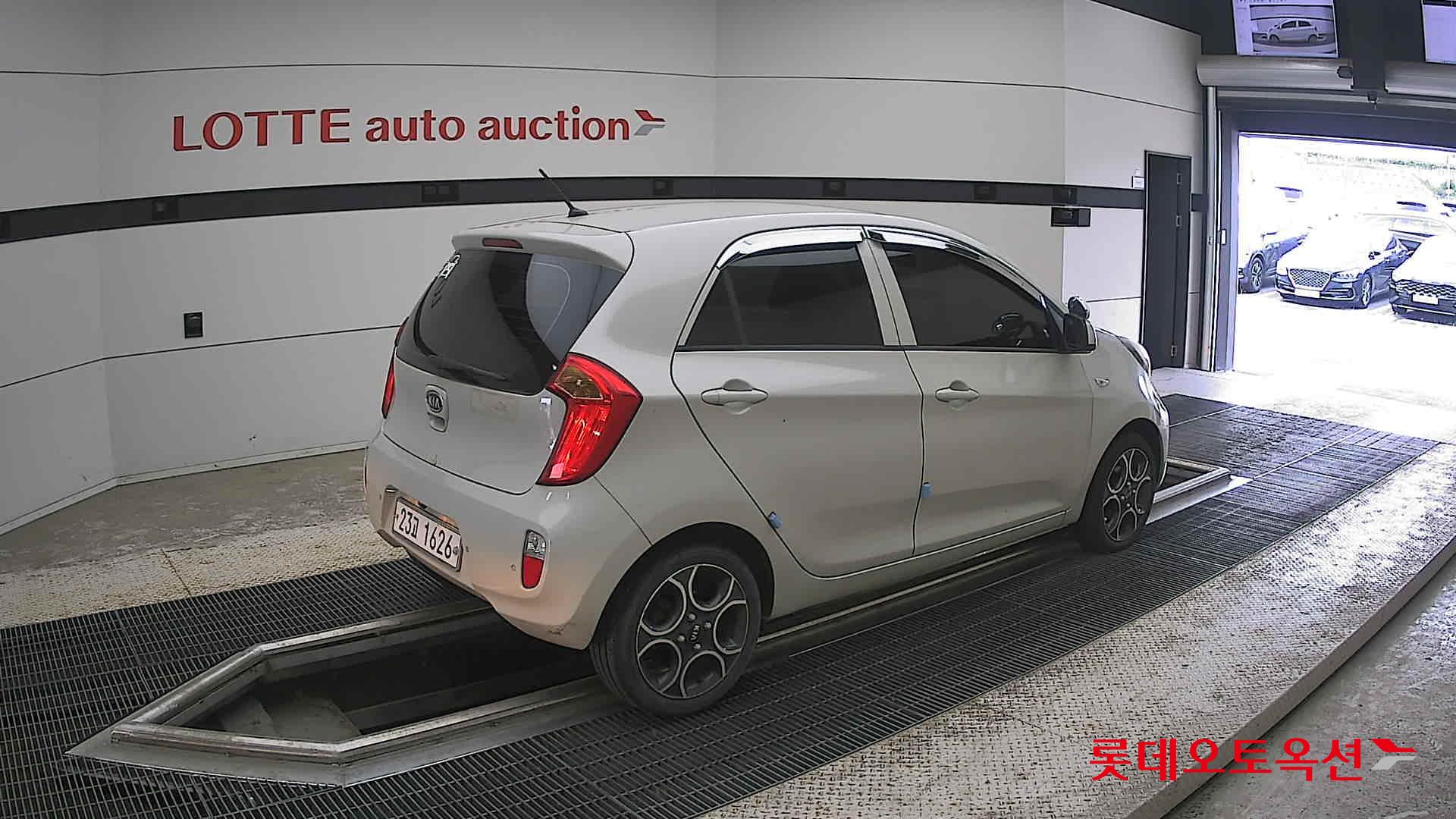2012 - kia morning