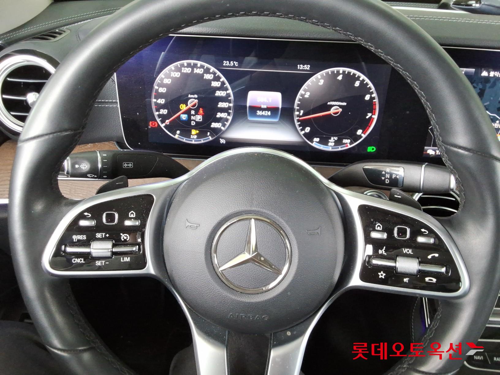2019 - mercedes-benz e300