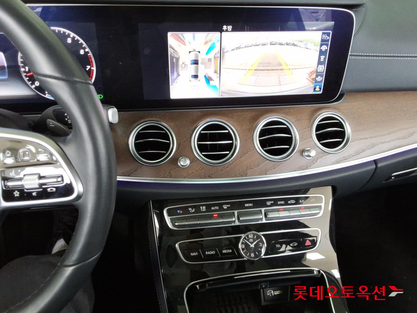 2019 - mercedes-benz e300
