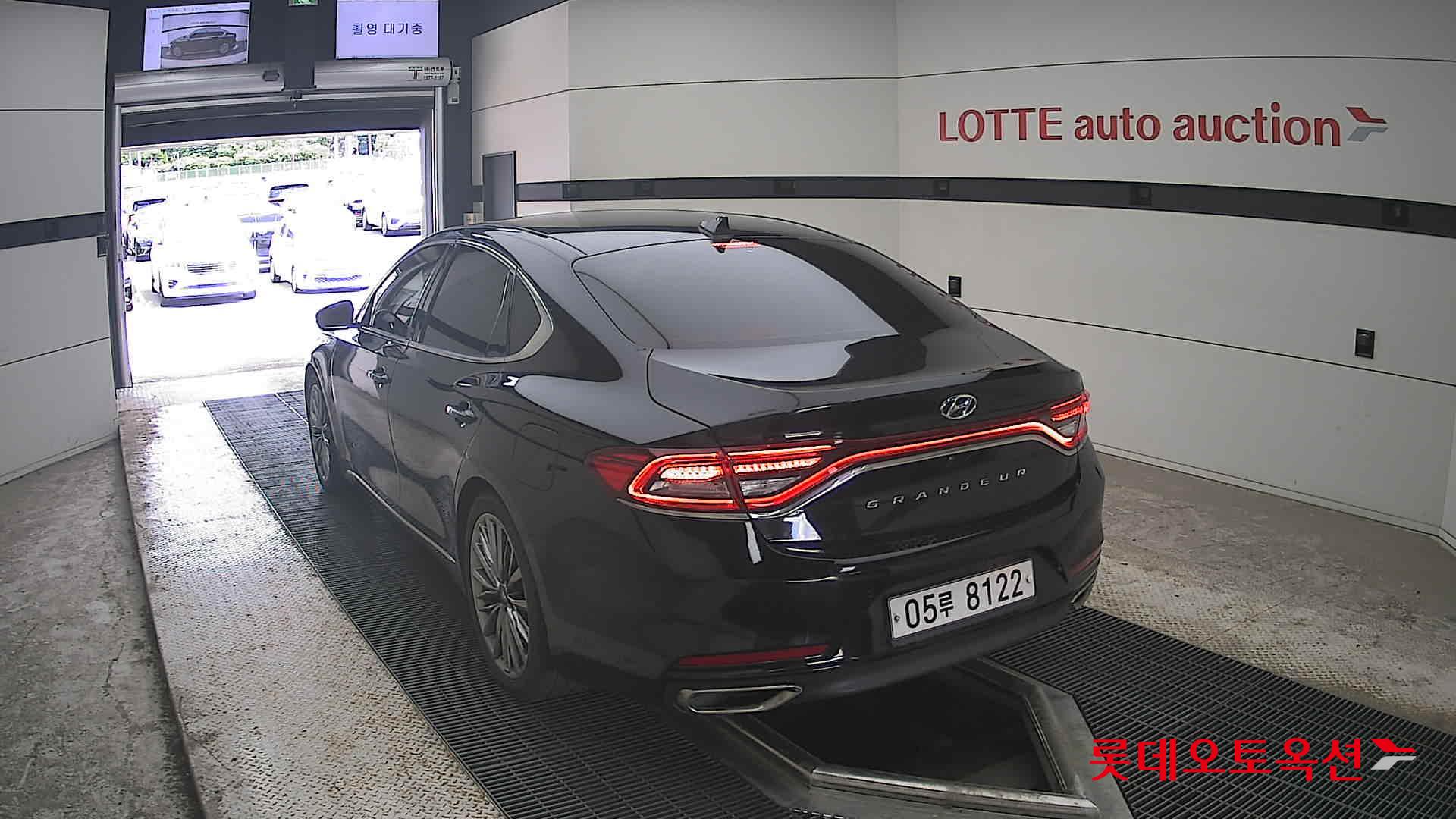 2018 - hyundai grandeur