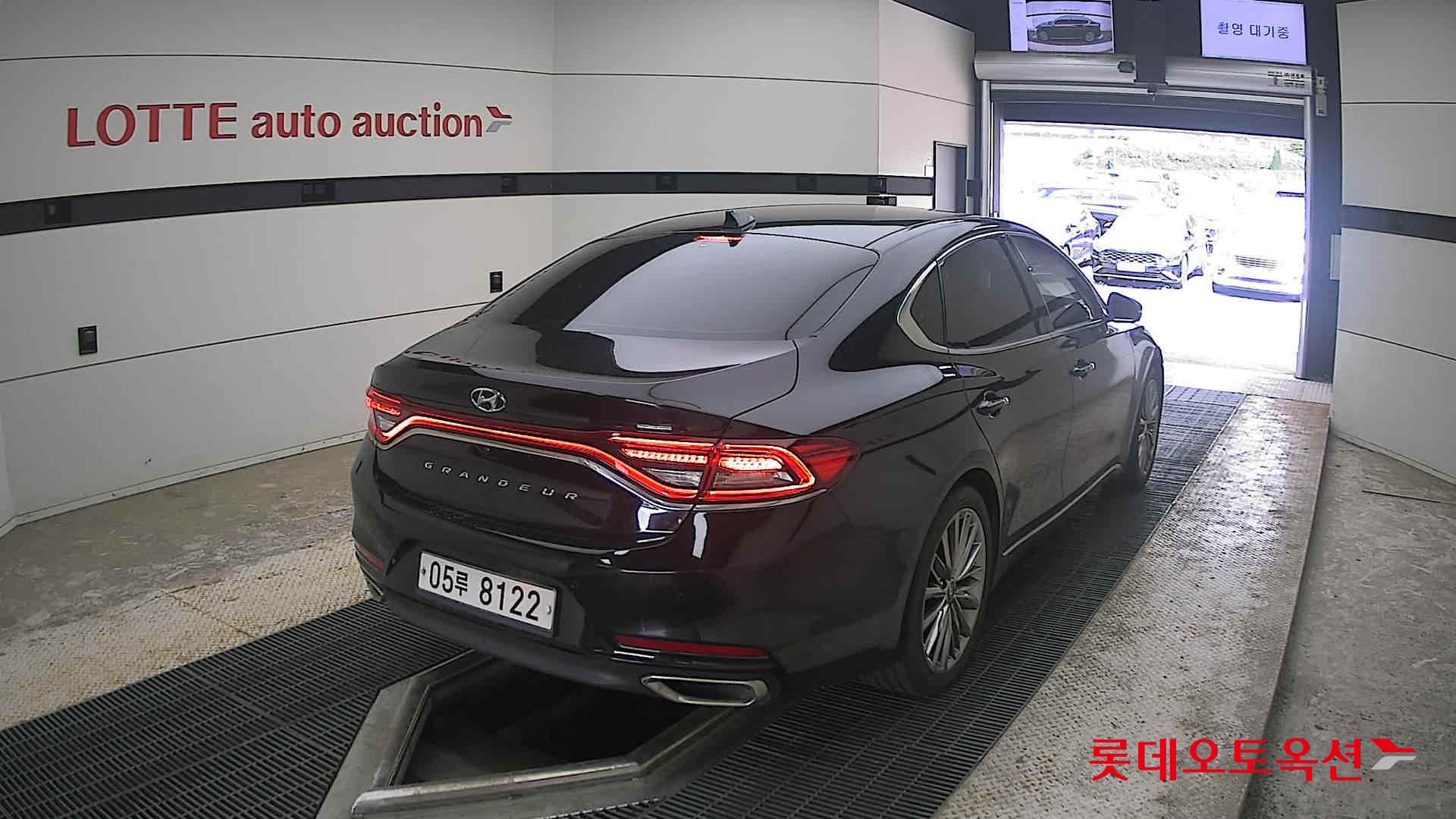 2018 - hyundai grandeur
