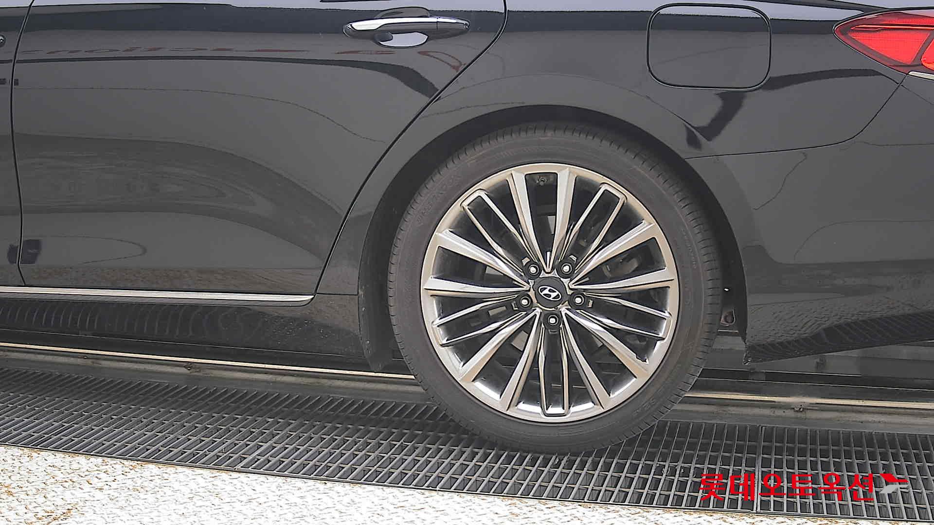 2018 - hyundai grandeur