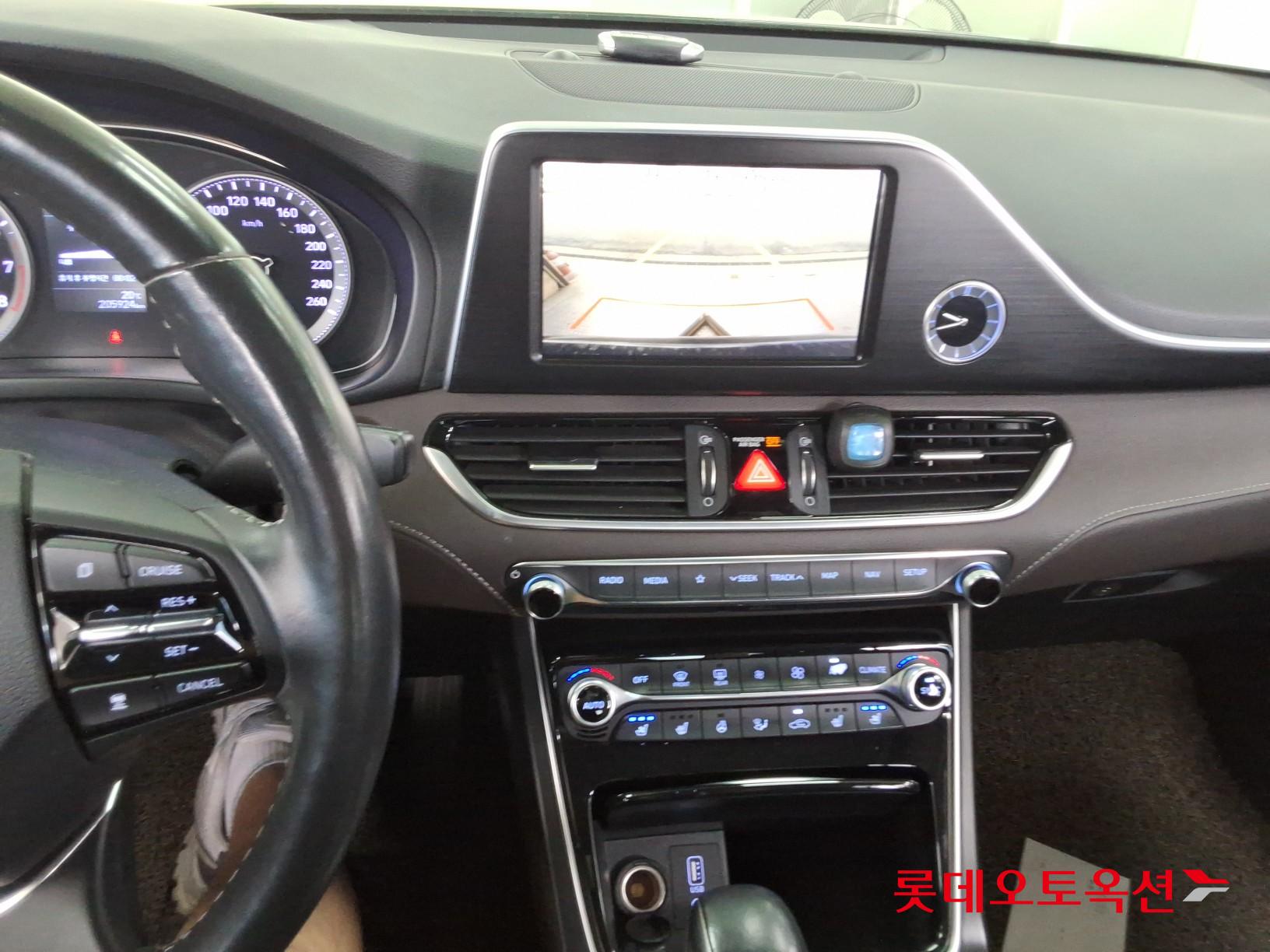 2018 - hyundai grandeur