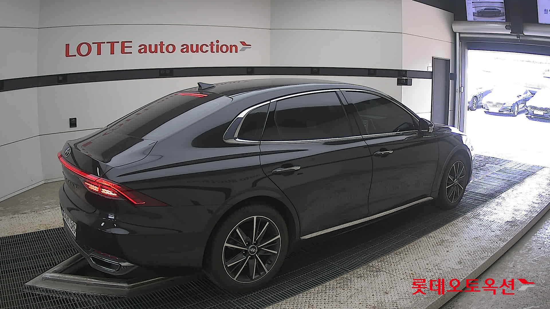 2020 - hyundai grandeur