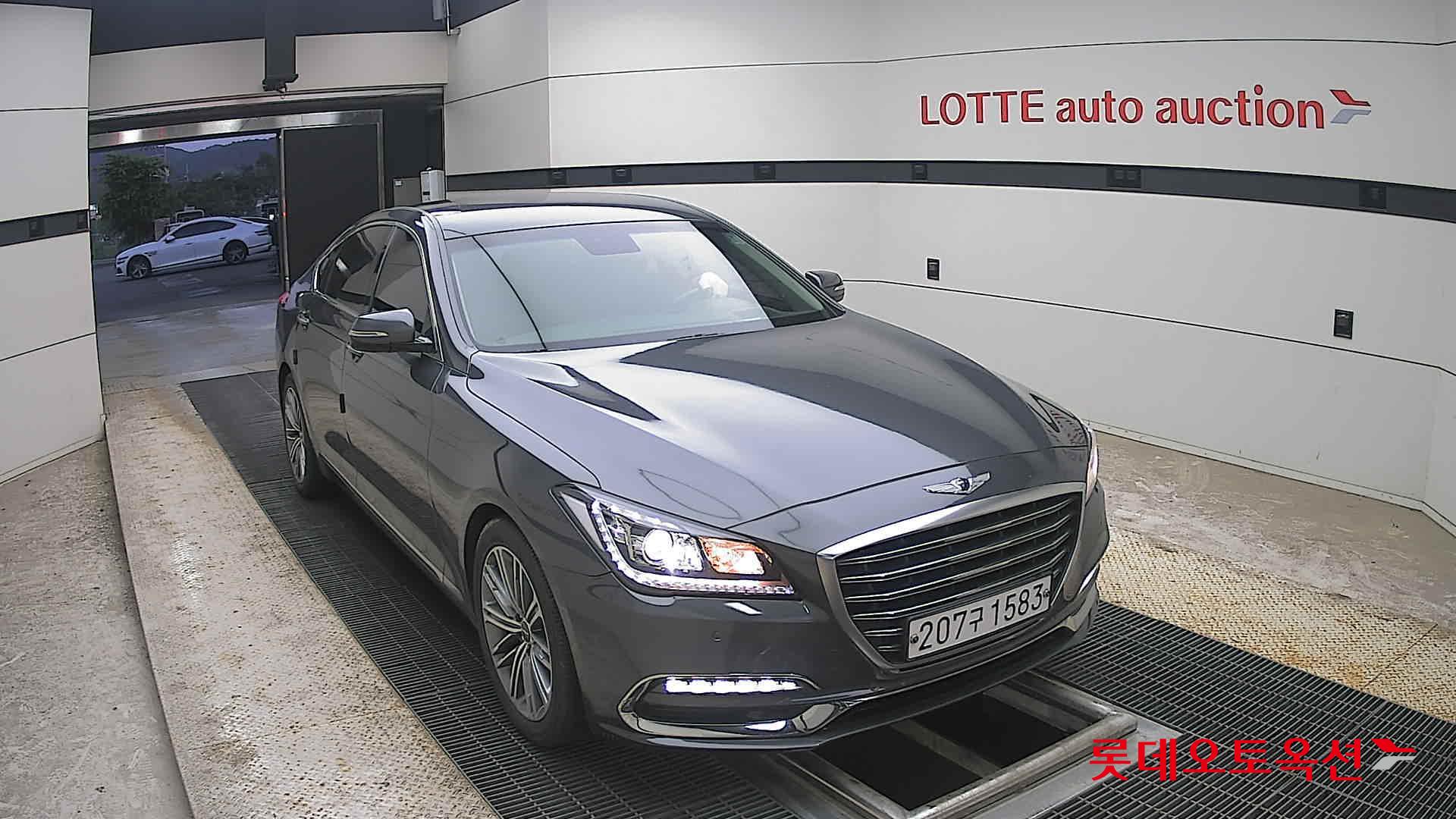 2018 - genesis g80