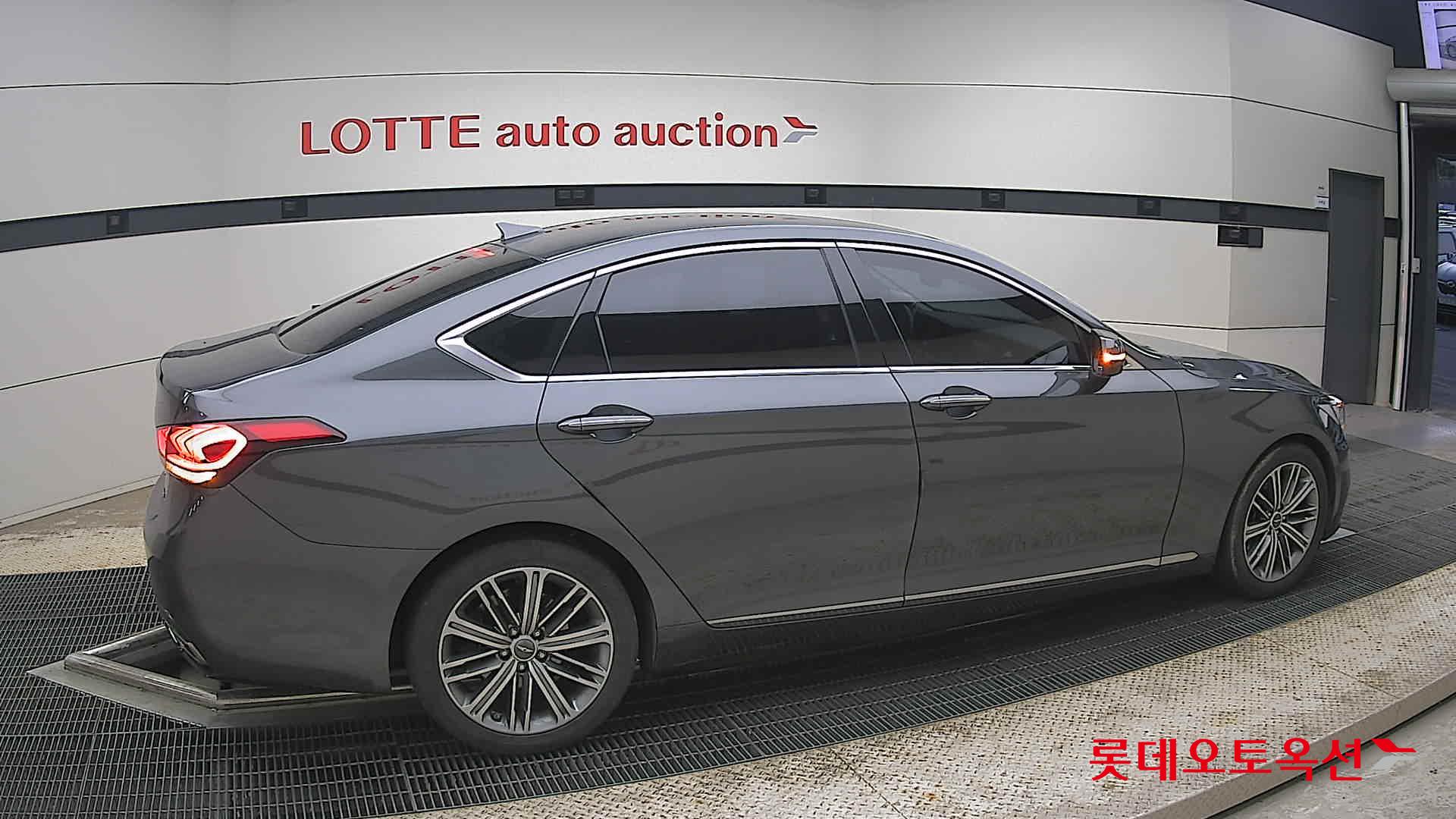 2018 - genesis g80