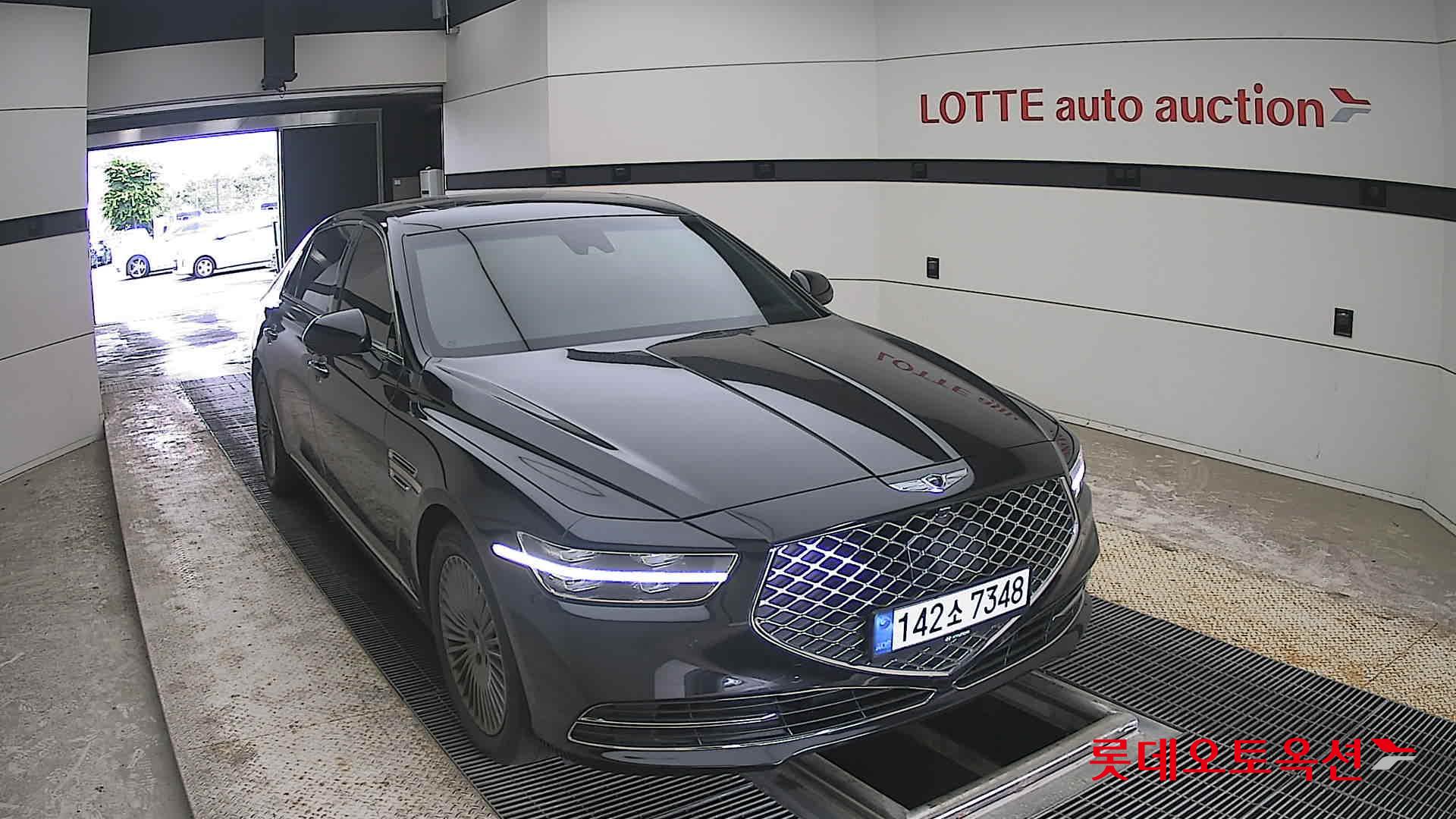 2021 - genesis g90