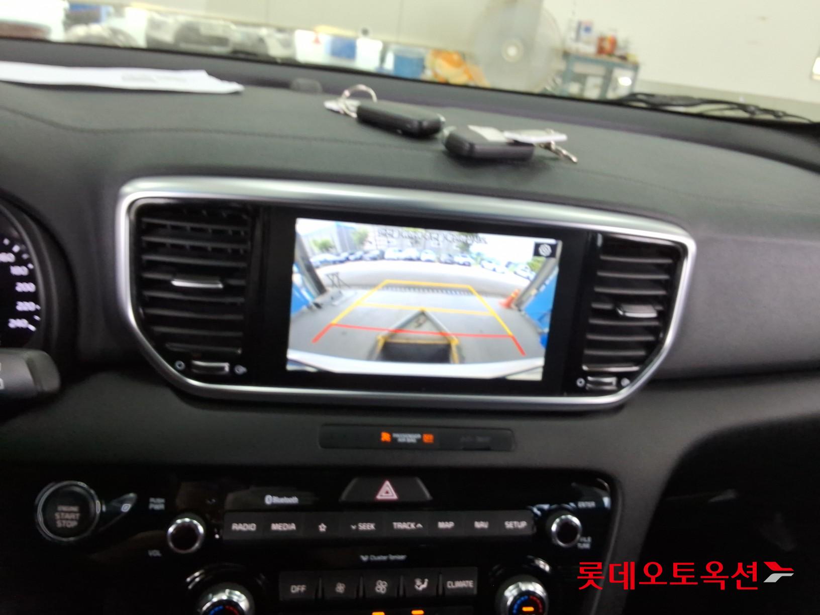2021 - kia sportage