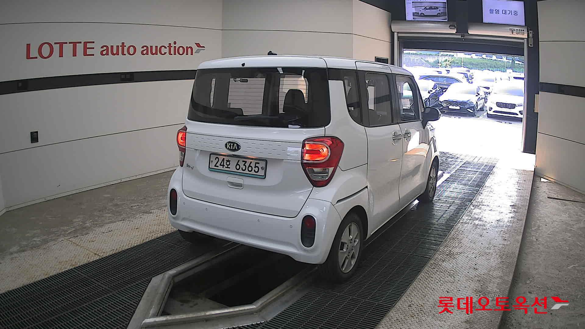2019 - kia ray