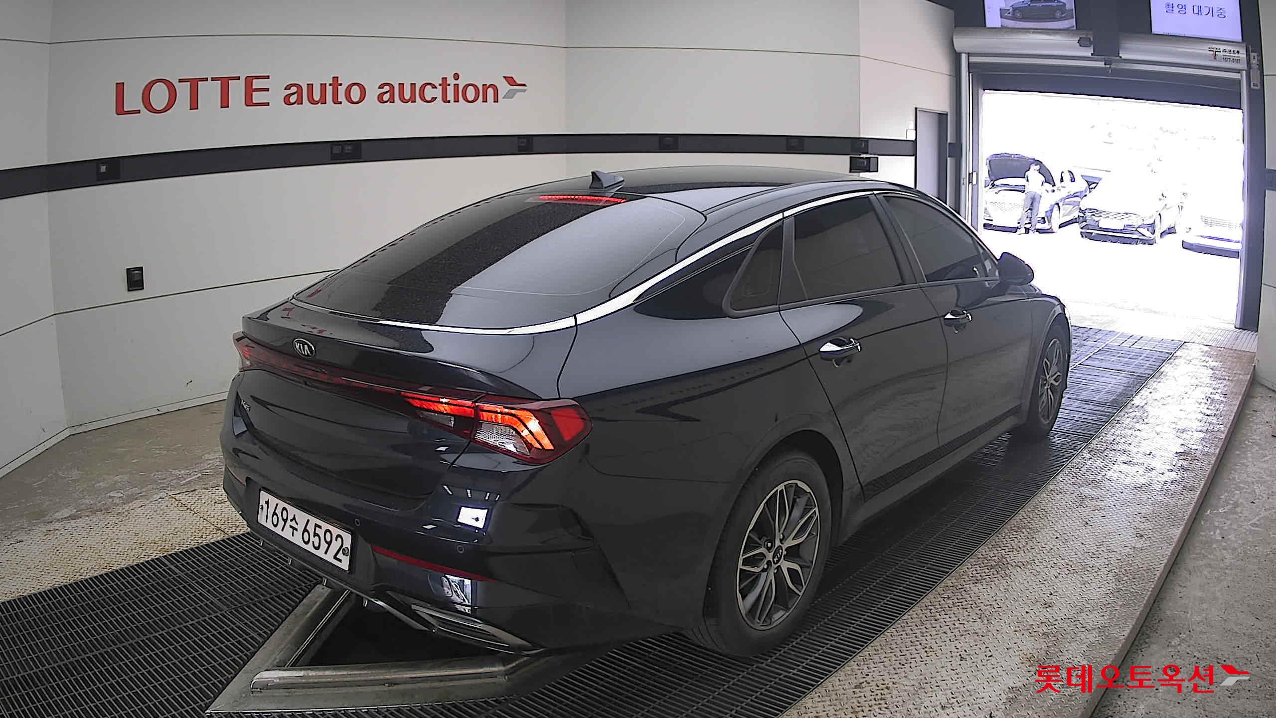 2020 - kia k5