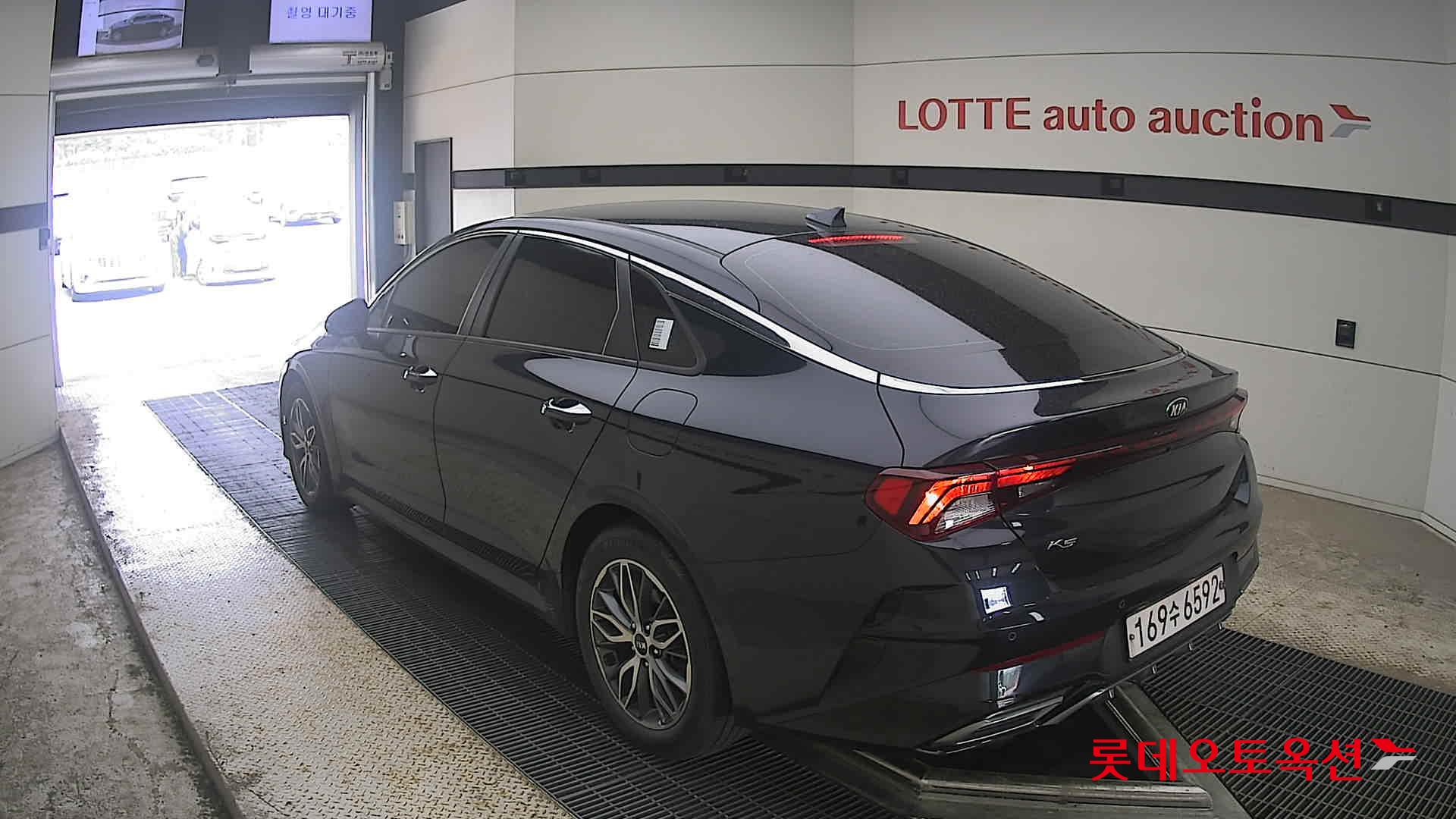 2020 - kia k5