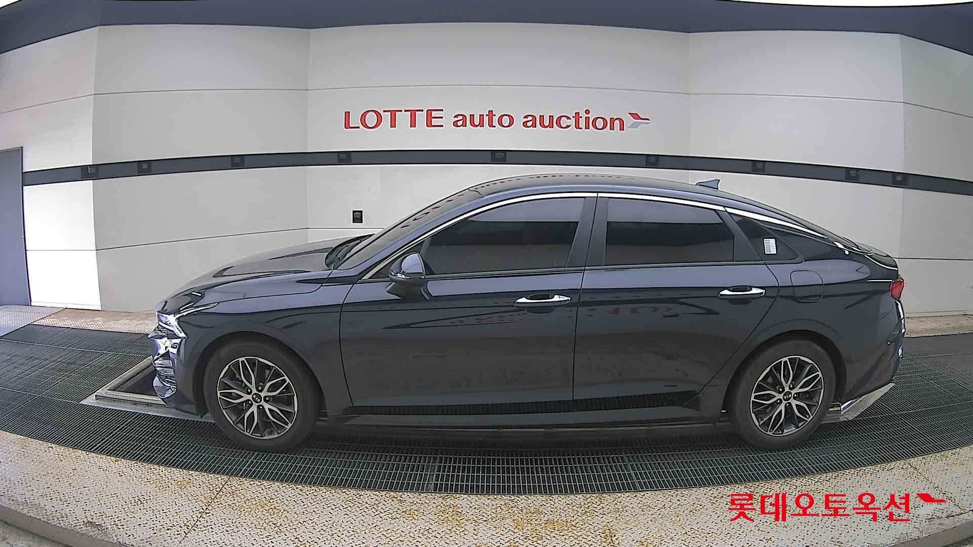 2020 - kia k5