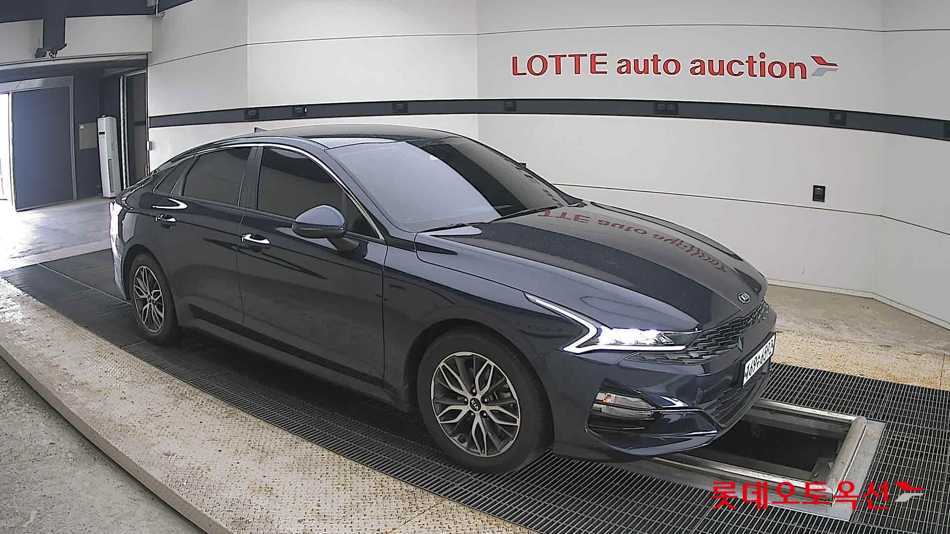 2020 - kia k5