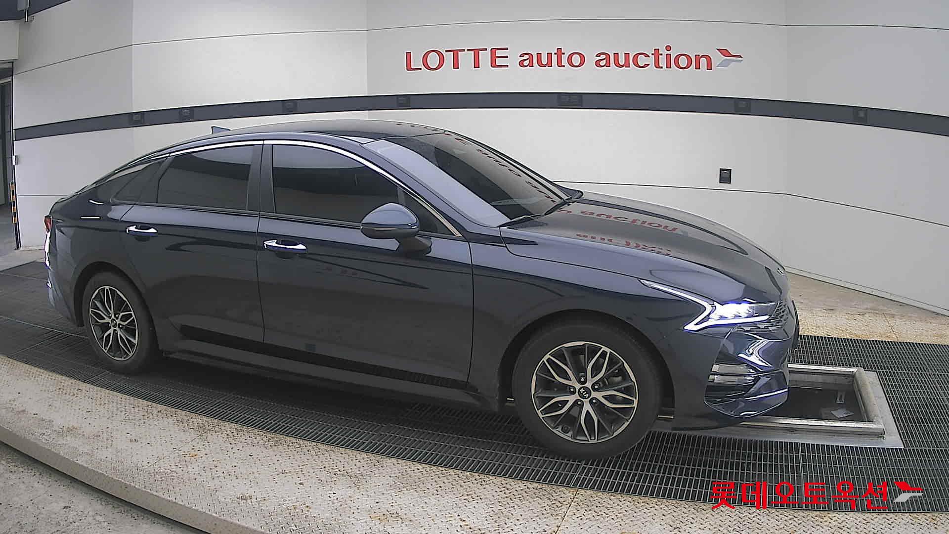 2020 - kia k5