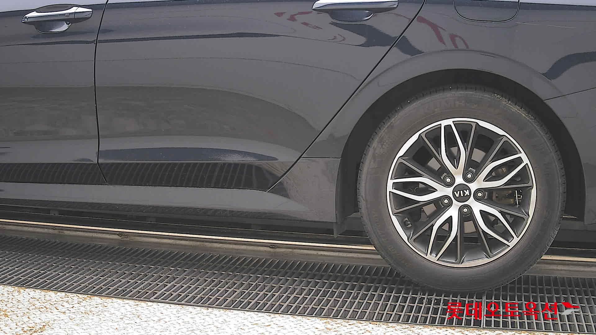 2020 - kia k5