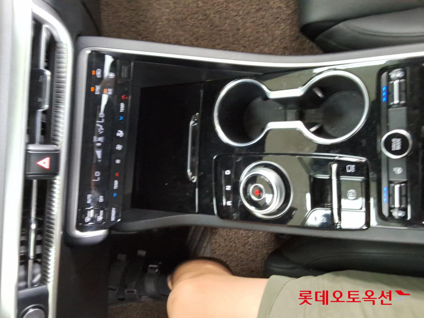 2020 - kia k5