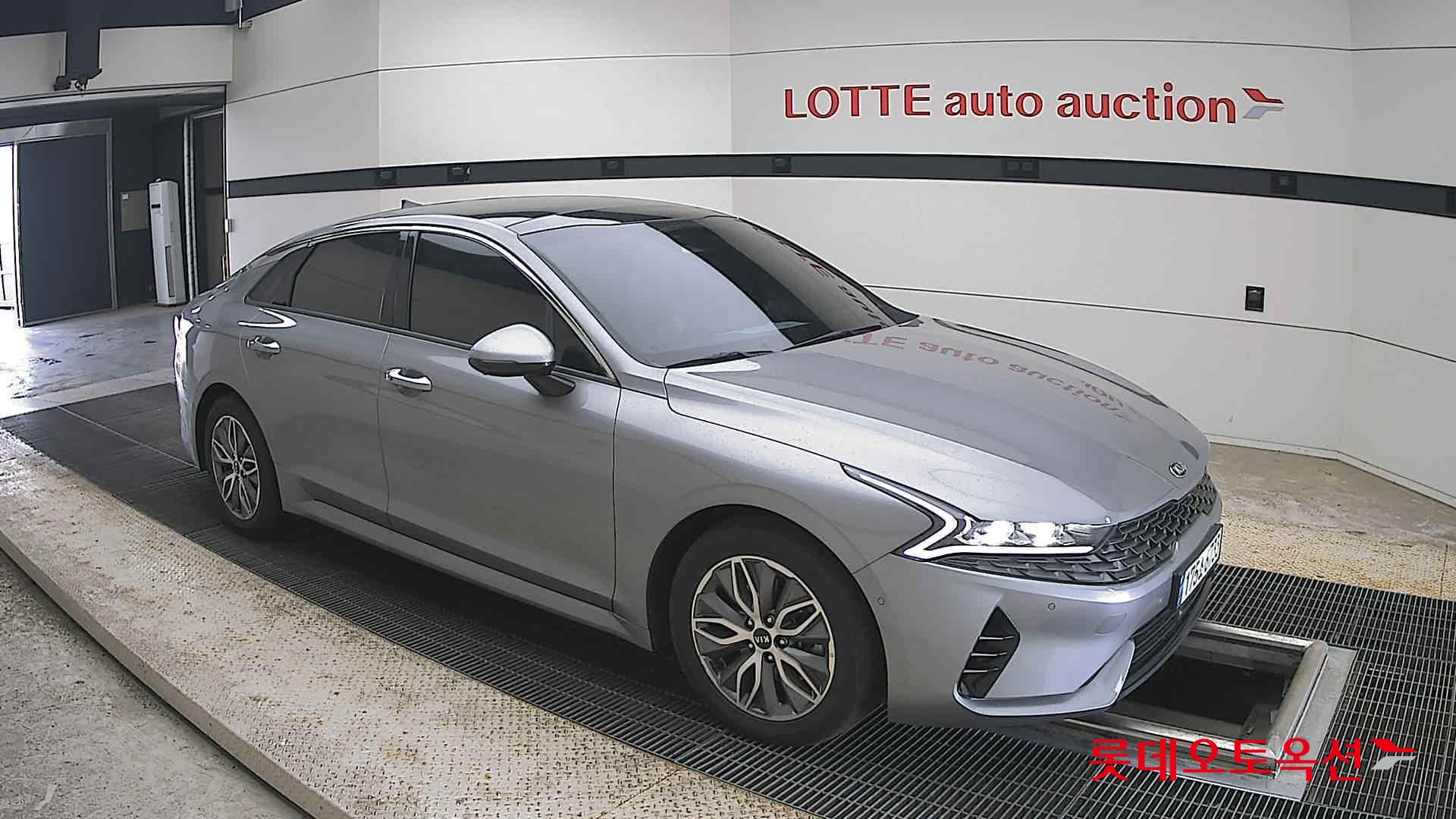 2021 - kia k5