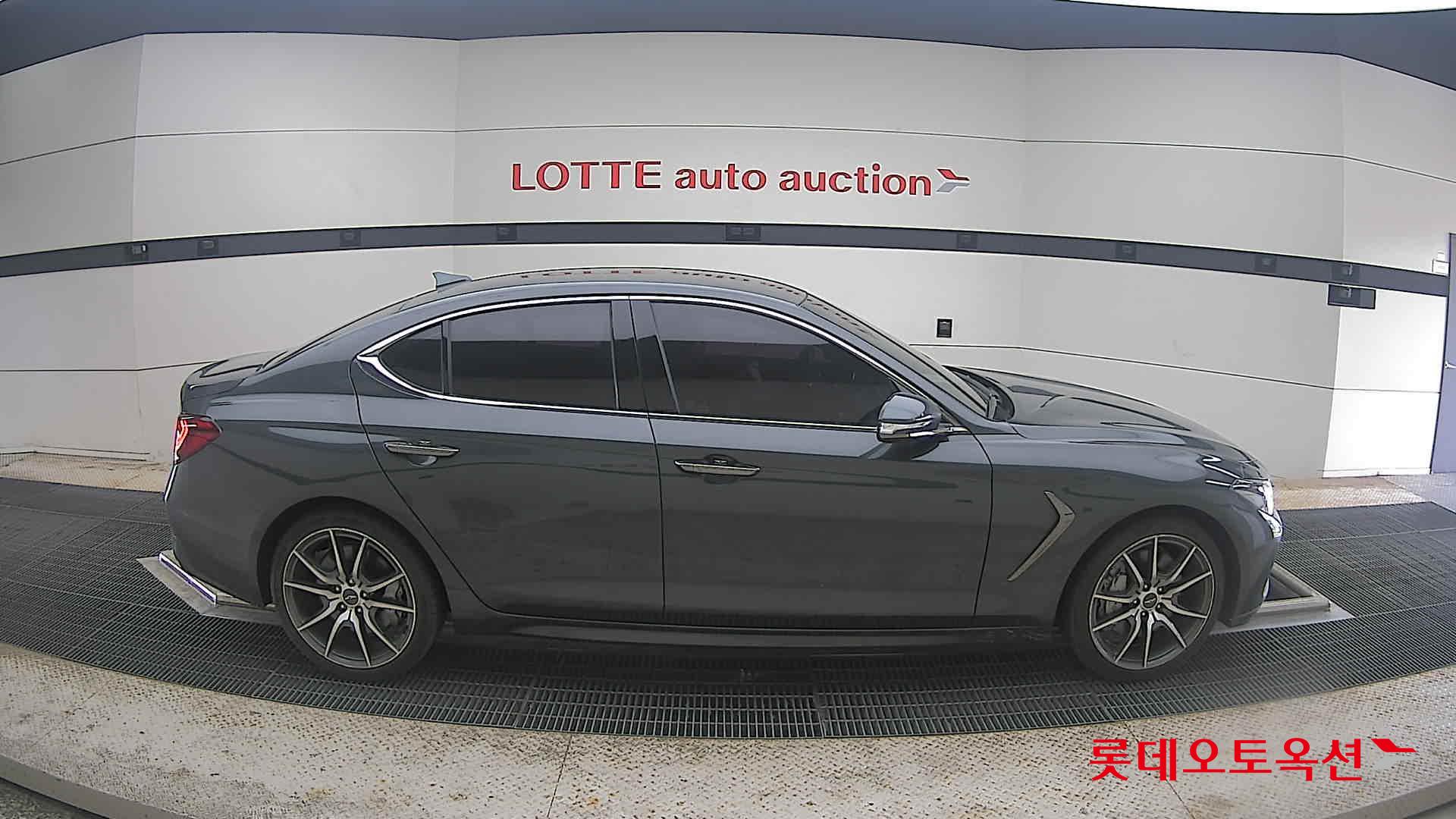 2018 - genesis g70