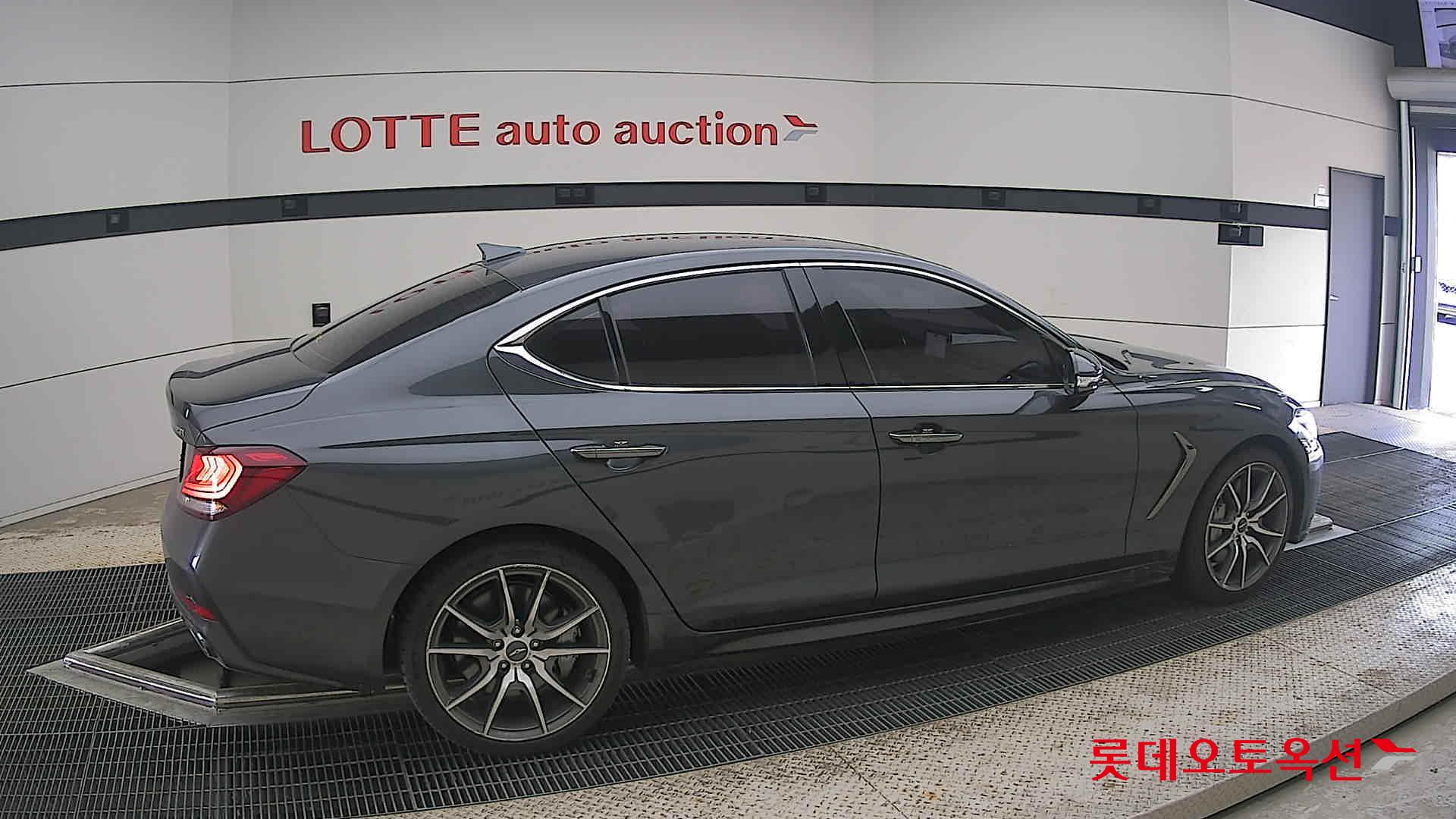 2018 - genesis g70