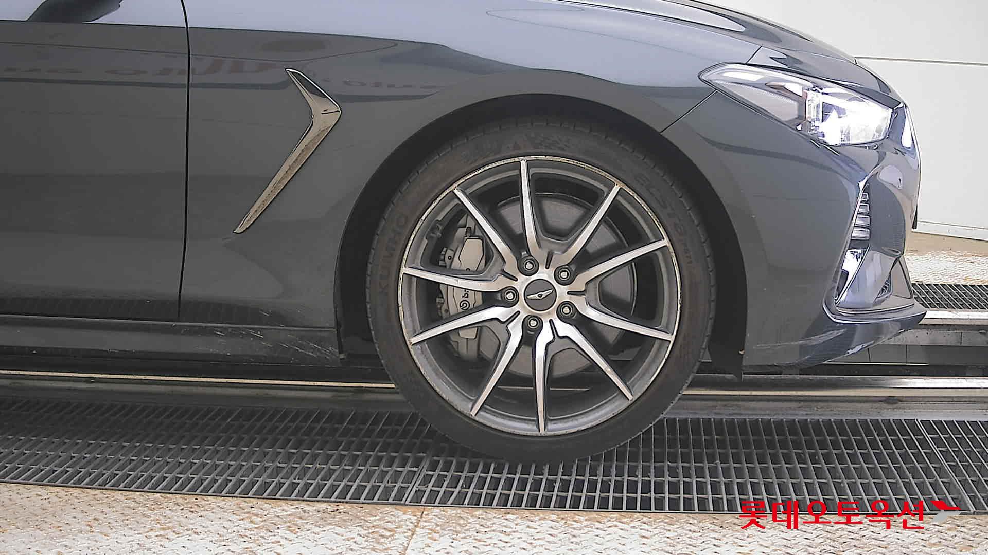 2018 - genesis g70