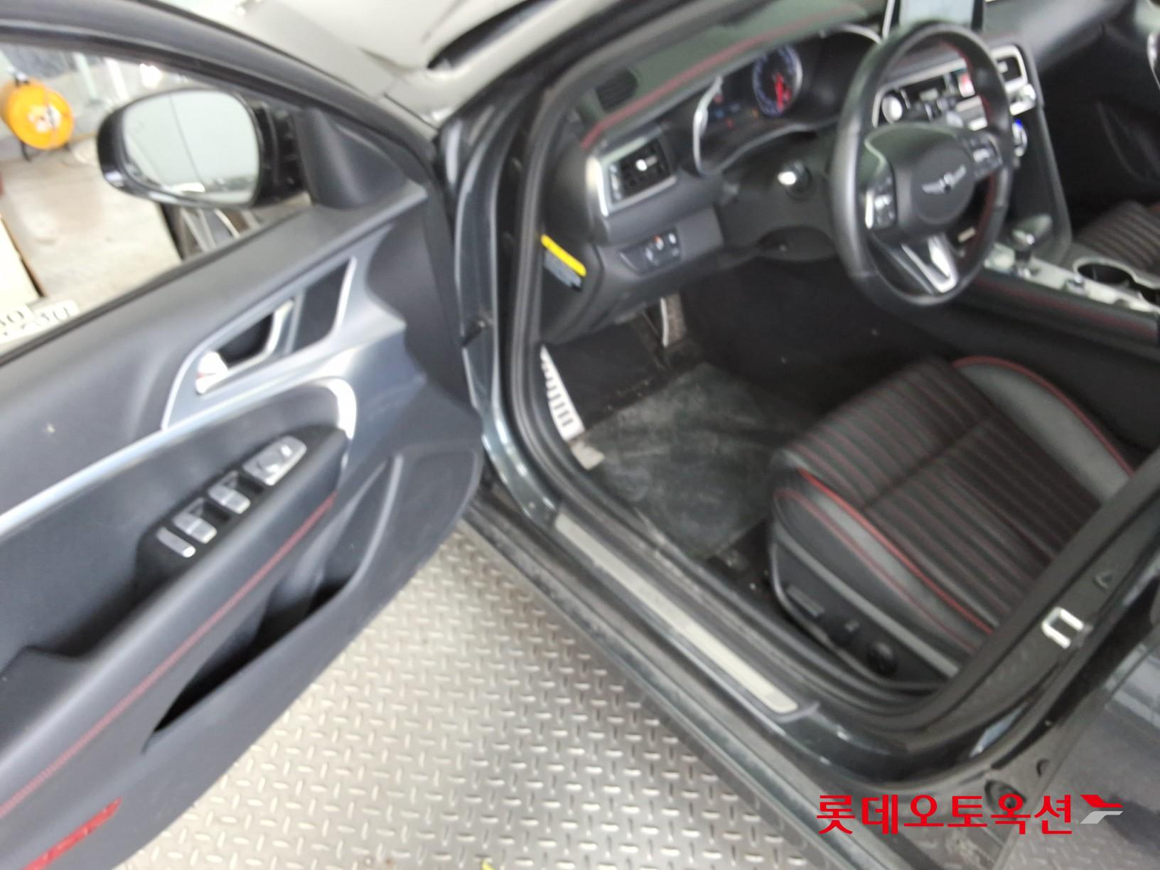 2018 - genesis g70