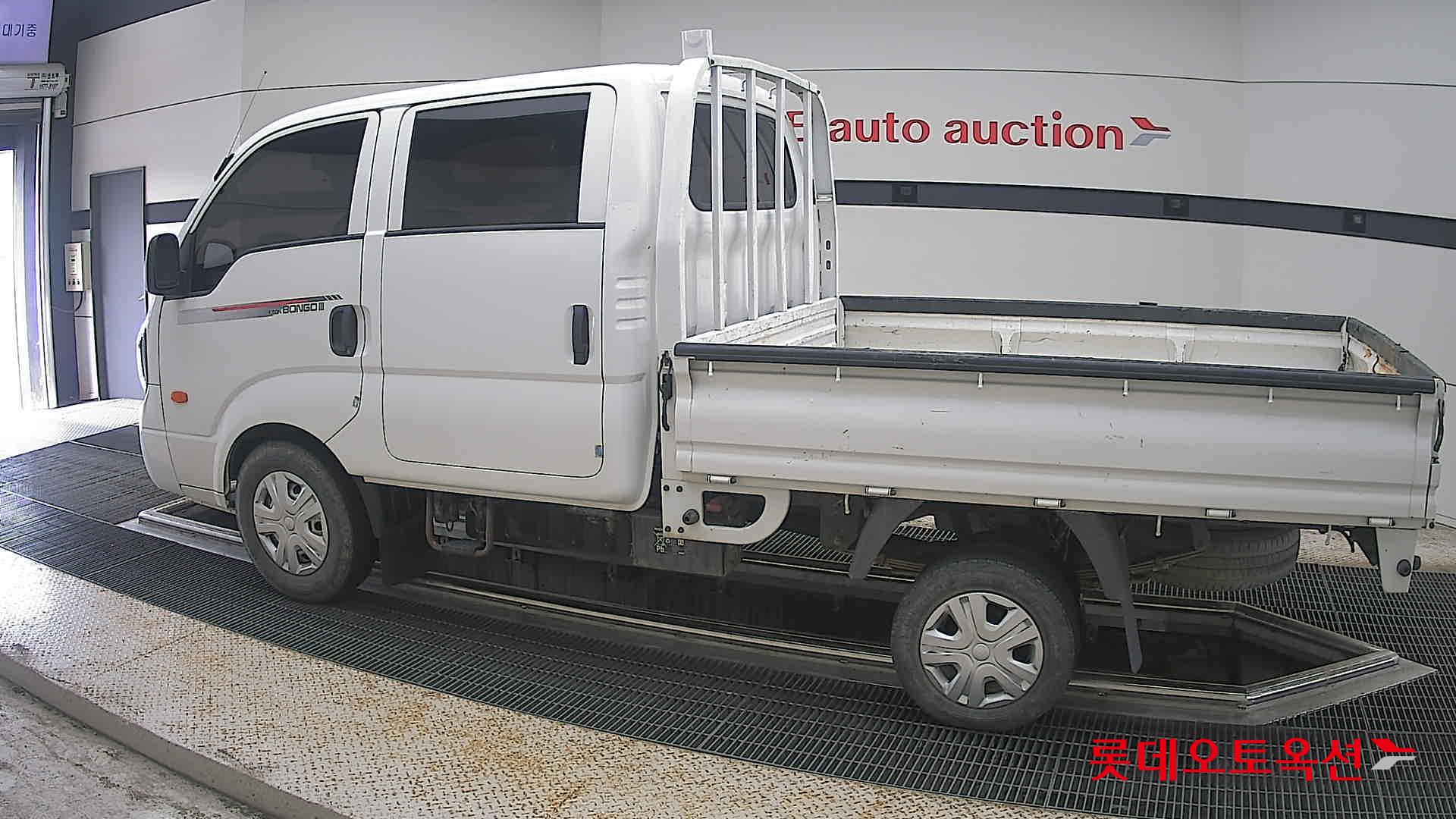 2022 - kia bongo