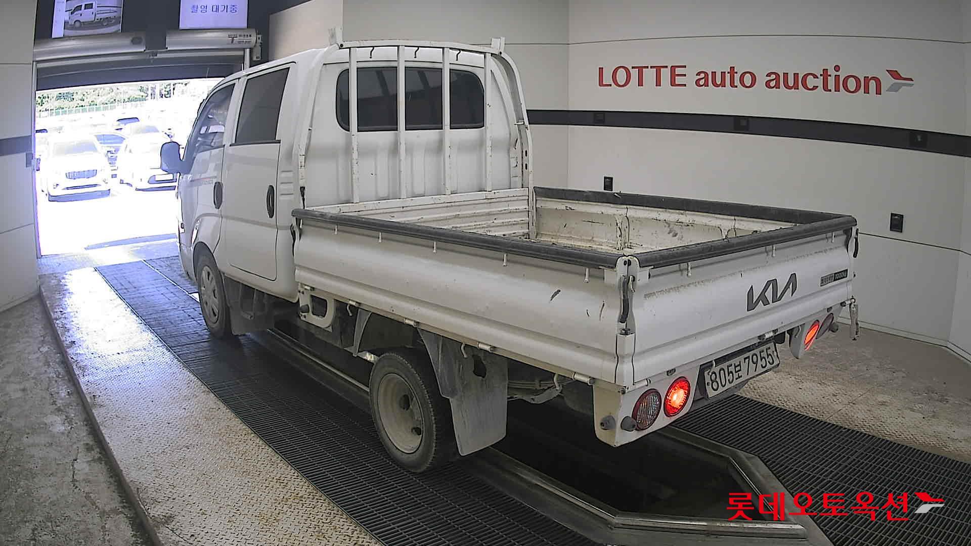 2022 - kia bongo