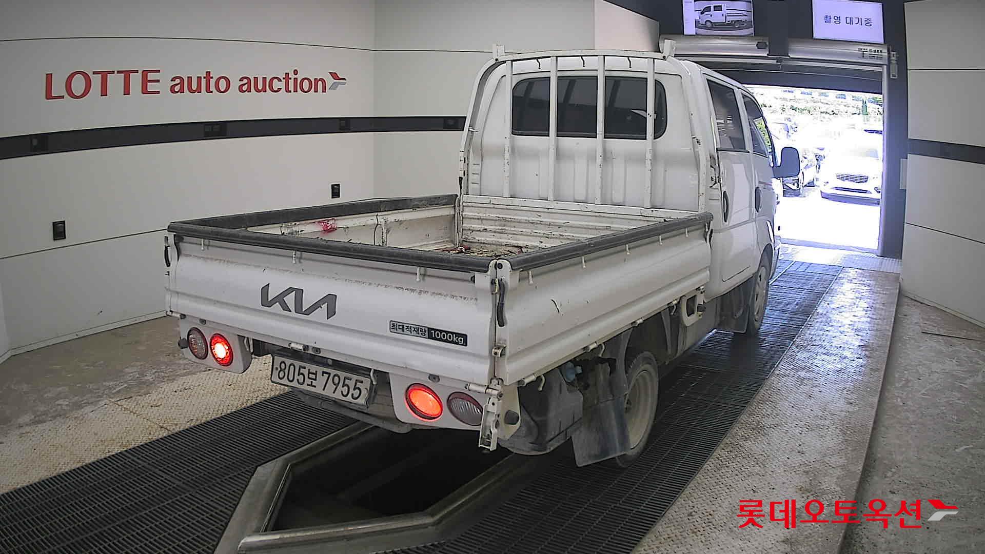 2022 - kia bongo